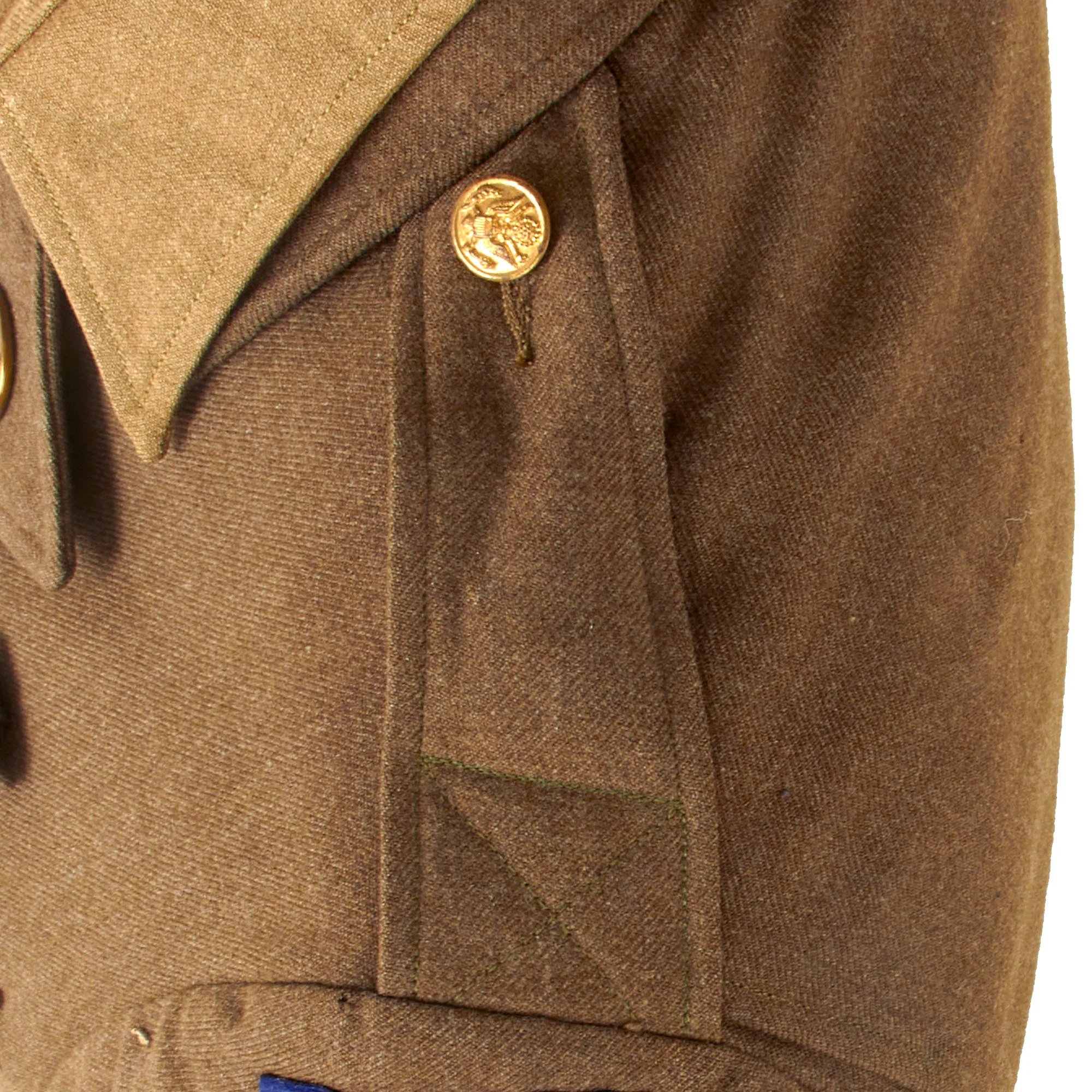 Original U.S. WWII 9th Air Force Airborne Troop Carrier Communications Specialist Uniform Jacket & Shirt with Aircrew Wings and Bullion Patch — image 10