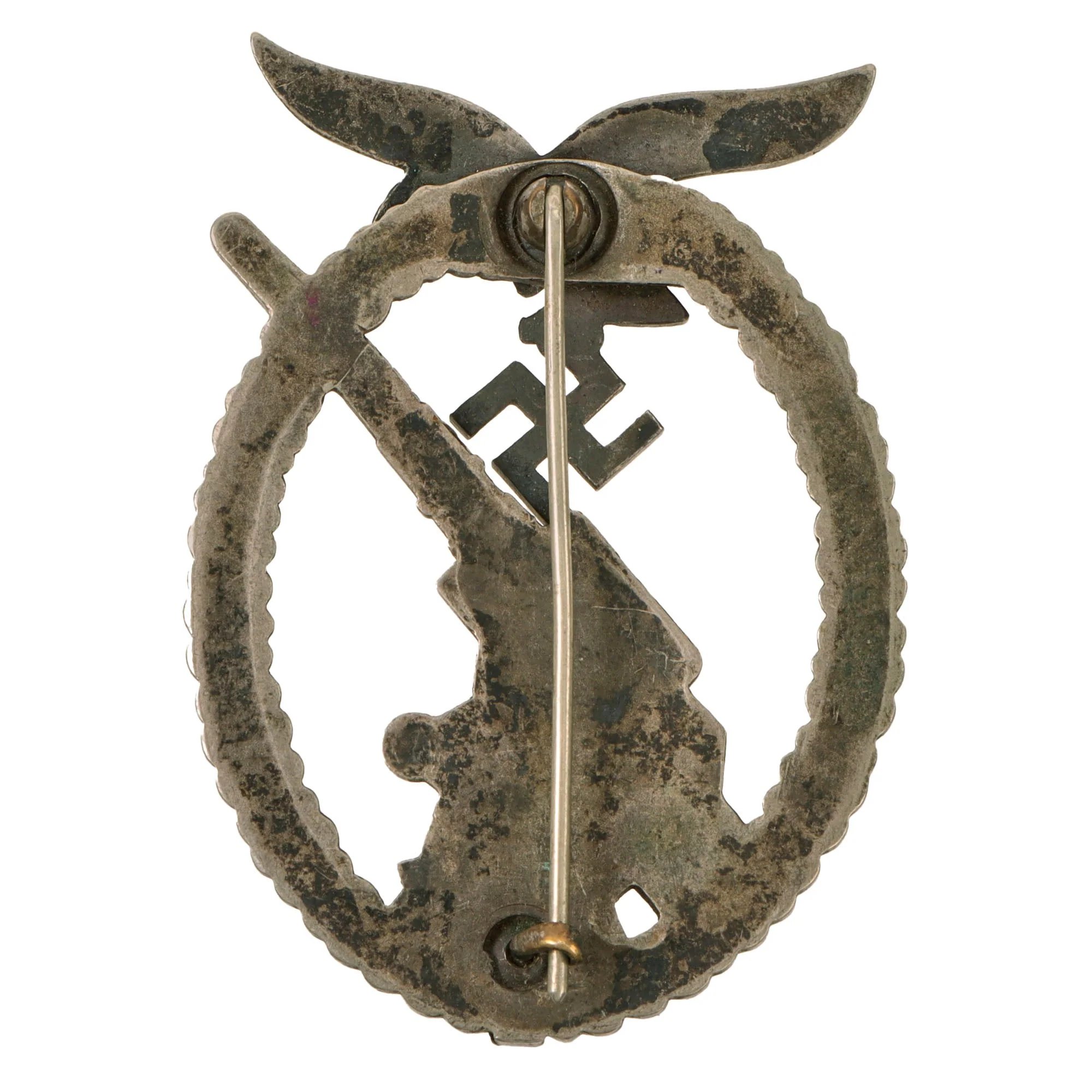 Original German WWII Early Tombak Luftwaffe Anti-Aircraft Flak Battle Badge - Unmarked — image 3