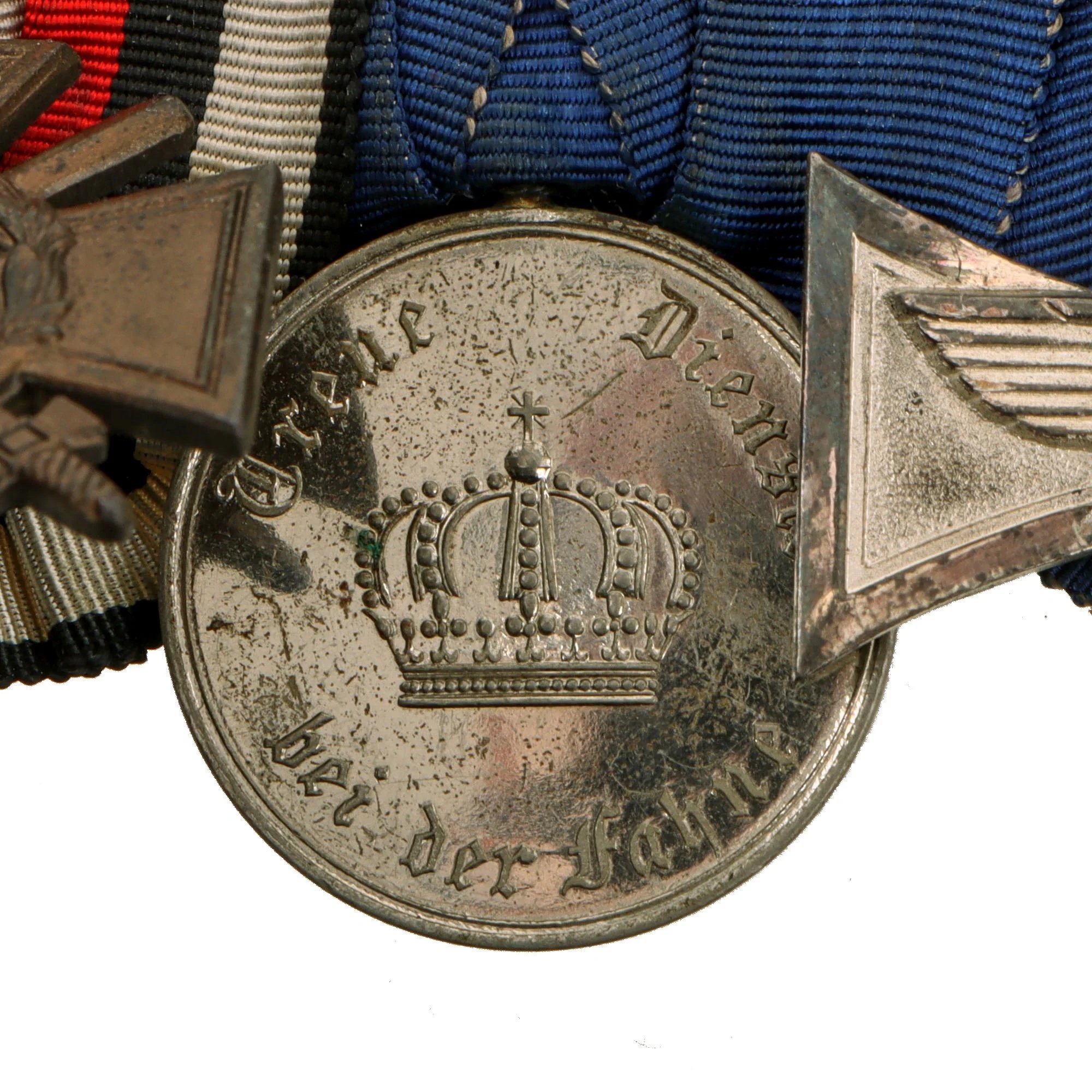 Original German WWI & WWII Medal Bar Featuring Iron Cross 1914 2nd Class & 18 Year Police Service Medal - 4 Total Medals — image 4