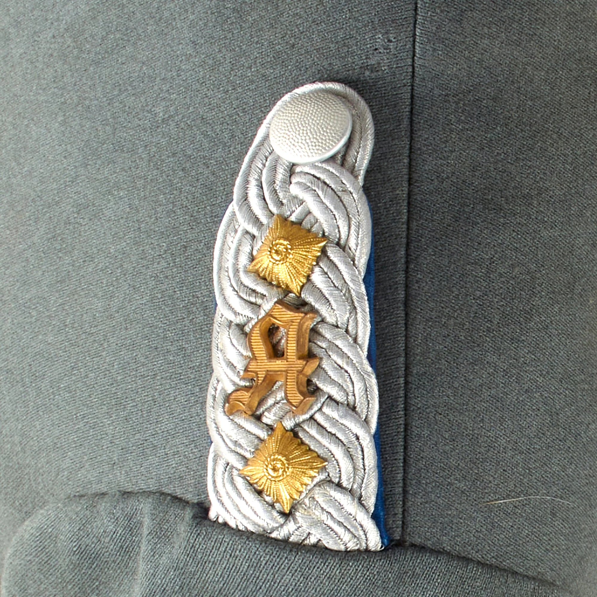 Original German WWII Named Heer Army Medical Academy Oberstarzt Officer M35 Waffenrock Dress Tunic - dated 1936 — image 7