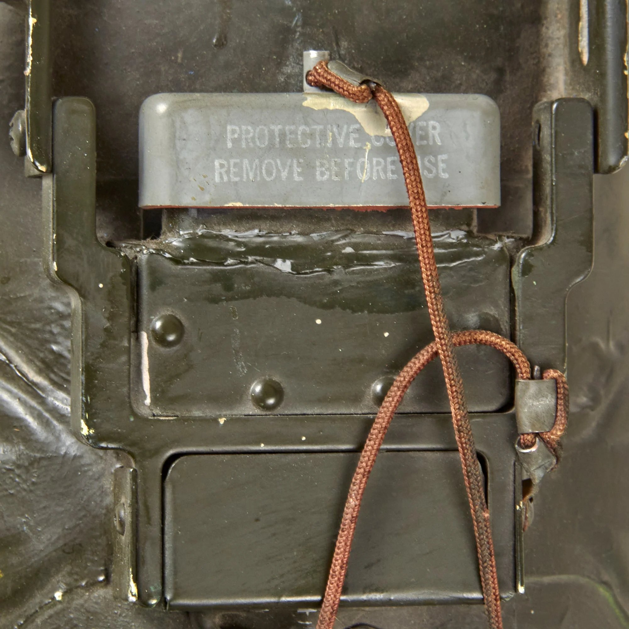 Original U.S. Persian Gulf War Practice M223 M47 Dragon Anti-Tank Guided Missile Launcher - Inert - Dated 1977 — image 18