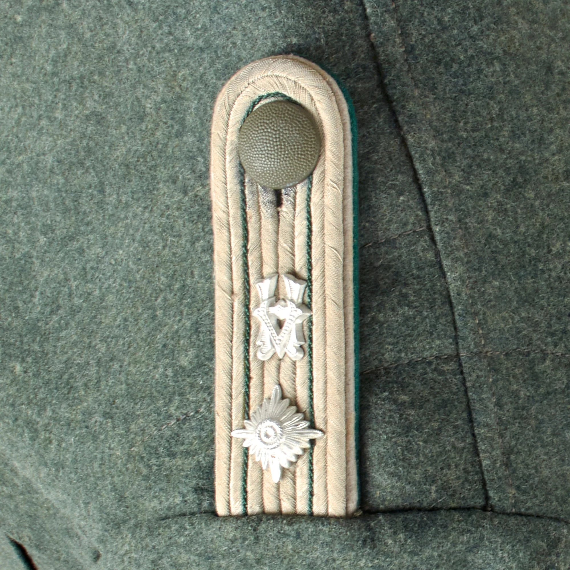 Original German WWII Heer Army Medium Grade Administrative Official M36 Uniform Tunic Dated 1940 - Modified From Enlisted Tunic — image 7