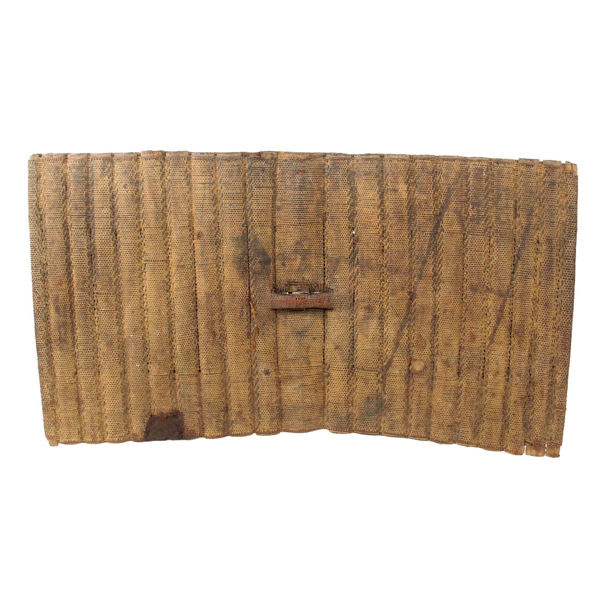 Original Belgian Congo Late 19th Century Wide Woven Fiber Shield - 24 ½ x 41' — image 2