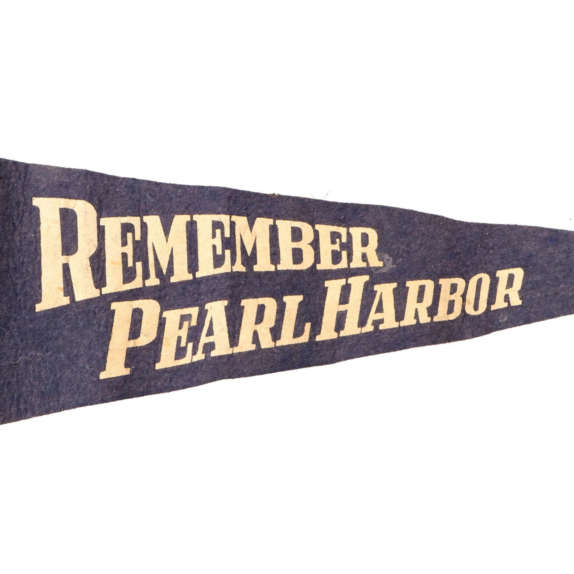 Original U.S. WWII Remember Pearl Harbor Wool Pennant 'Let's Go Americans' - 7¼ x 23' — image 2