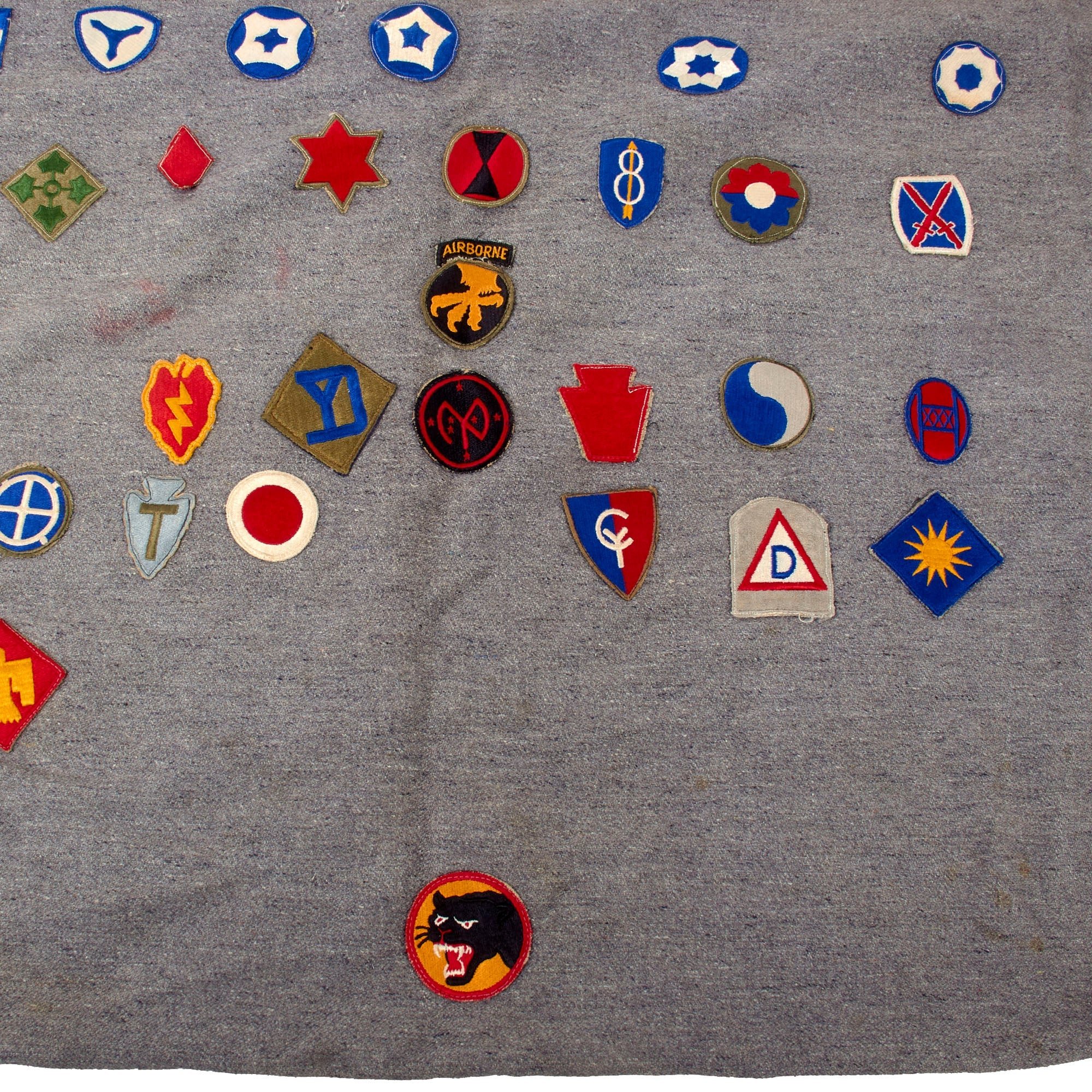 Original U.S. WWII Captured Japanese Naval Landing Forces Issue 130-Patch Souvenir Patch Blanket with Data Tag - 60 x 84' — image 10