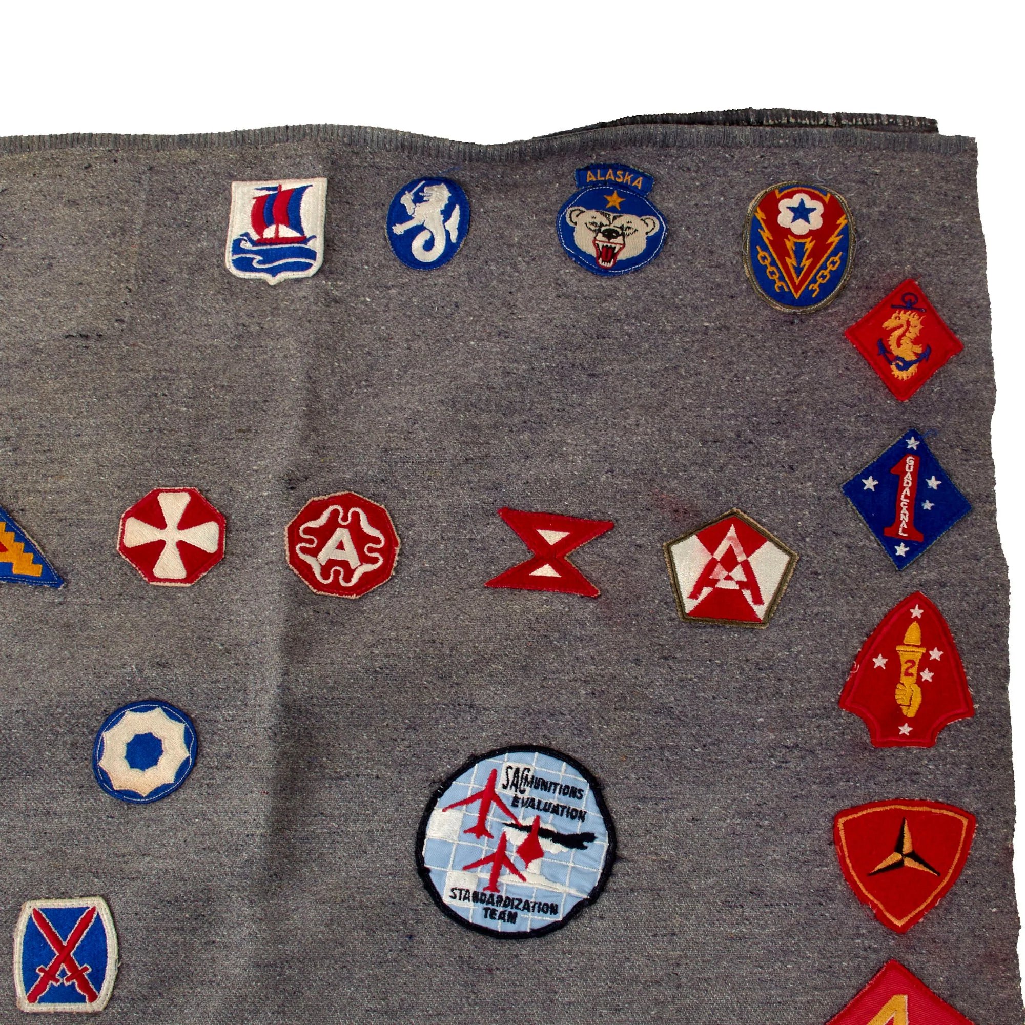 Original U.S. WWII Captured Japanese Naval Landing Forces Issue 130-Patch Souvenir Patch Blanket with Data Tag - 60 x 84' — image 12