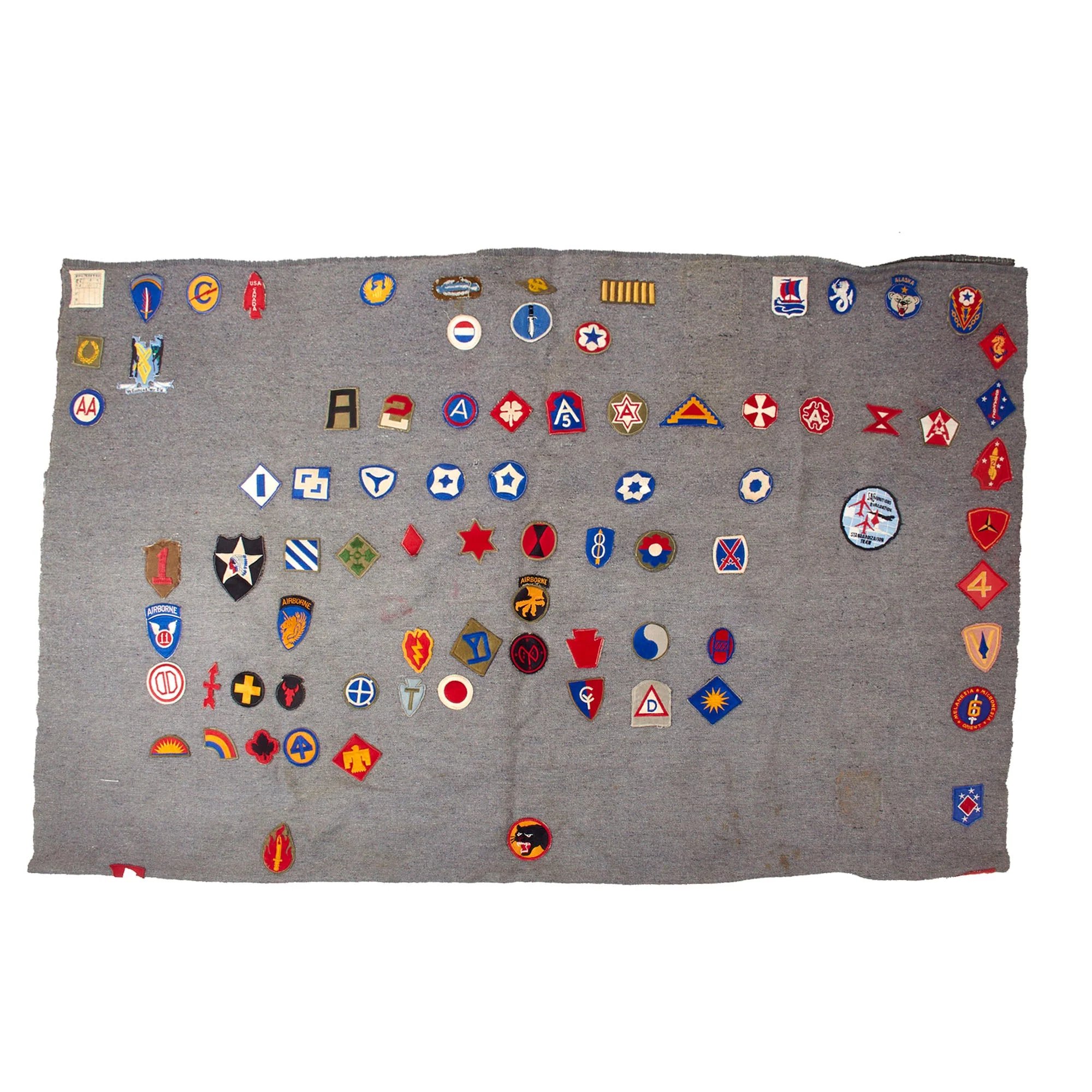 Original U.S. WWII Captured Japanese Naval Landing Forces Issue 130-Patch Souvenir Patch Blanket with Data Tag - 60 x 84' — image 2