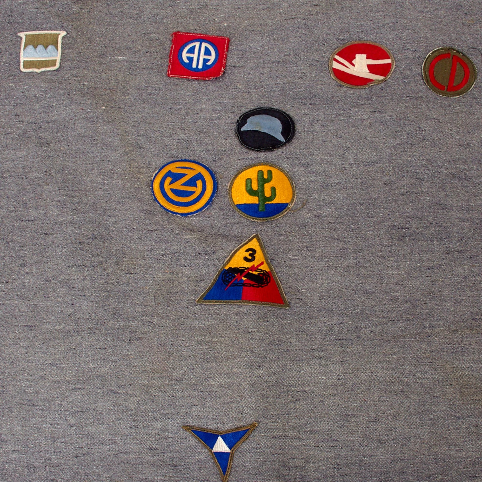 Original U.S. WWII Captured Japanese Naval Landing Forces Issue 130-Patch Souvenir Patch Blanket with Data Tag - 60 x 84' — image 8