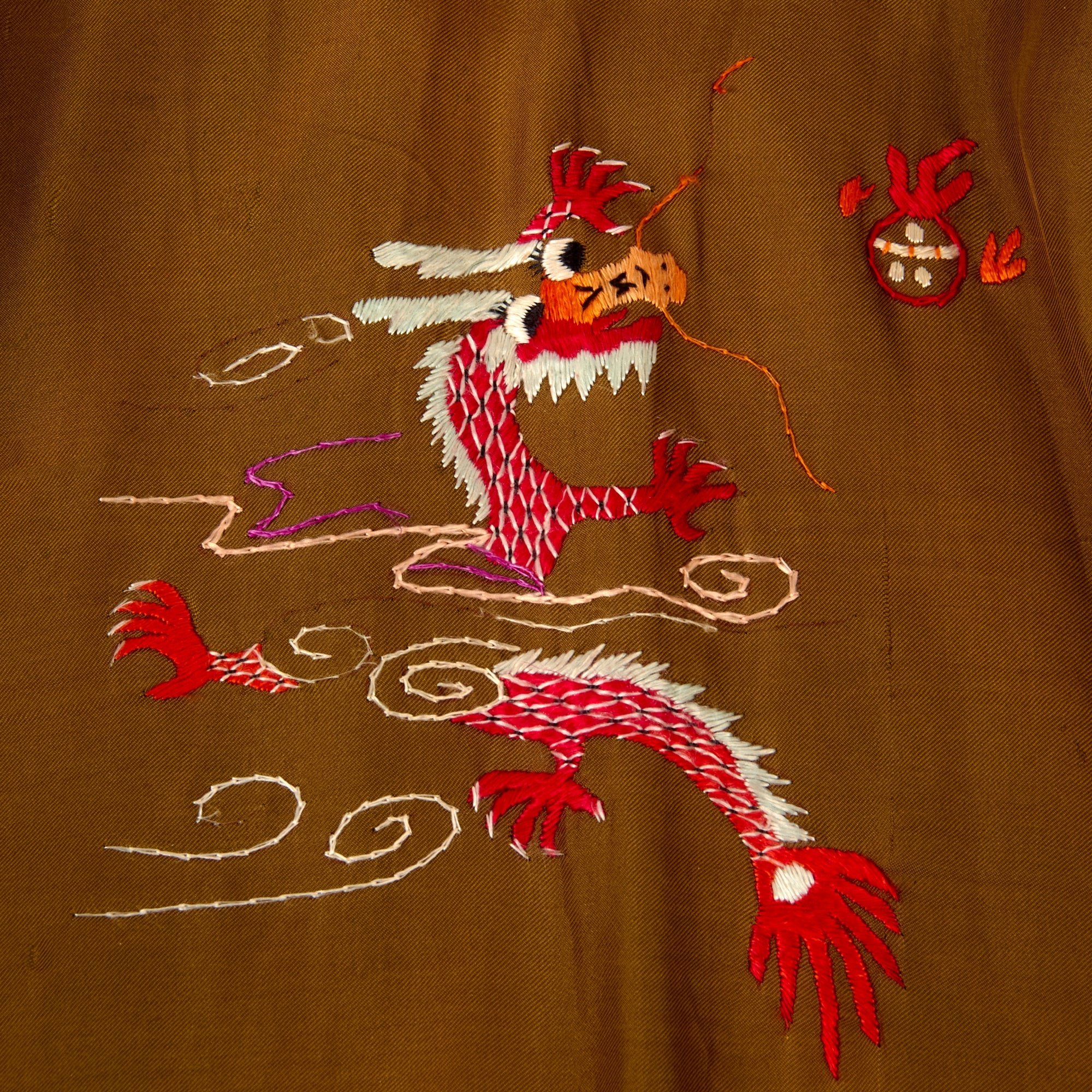 Original U.S. Post-WWII 'China Marine' USMC Jacket with Embroidered Chinese Tientsin Interior with Dragon - Dated 1946 — image 2