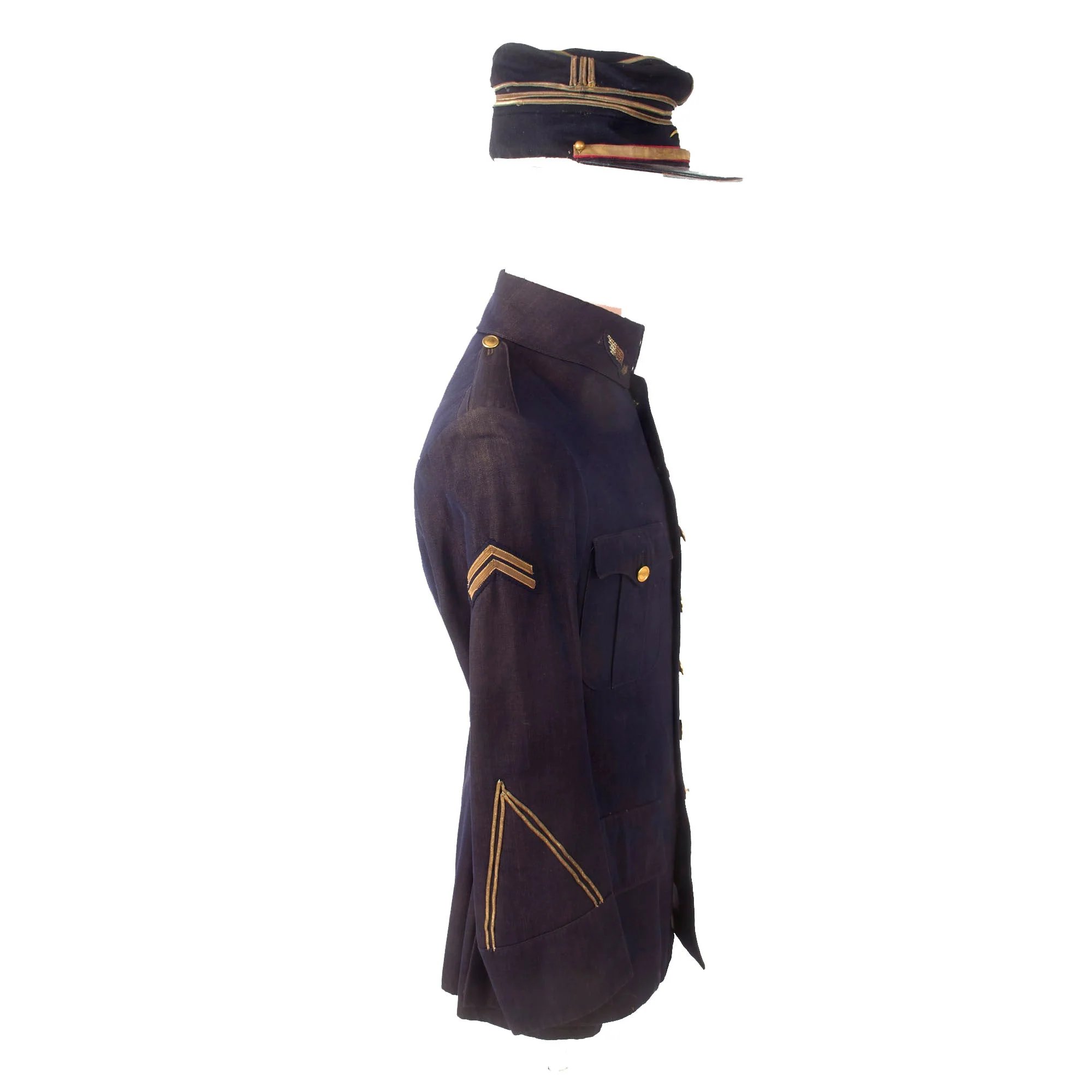 Original French WWI Early War Pilot's Air Service Officer Uniform Tunic with Kepi — image 10