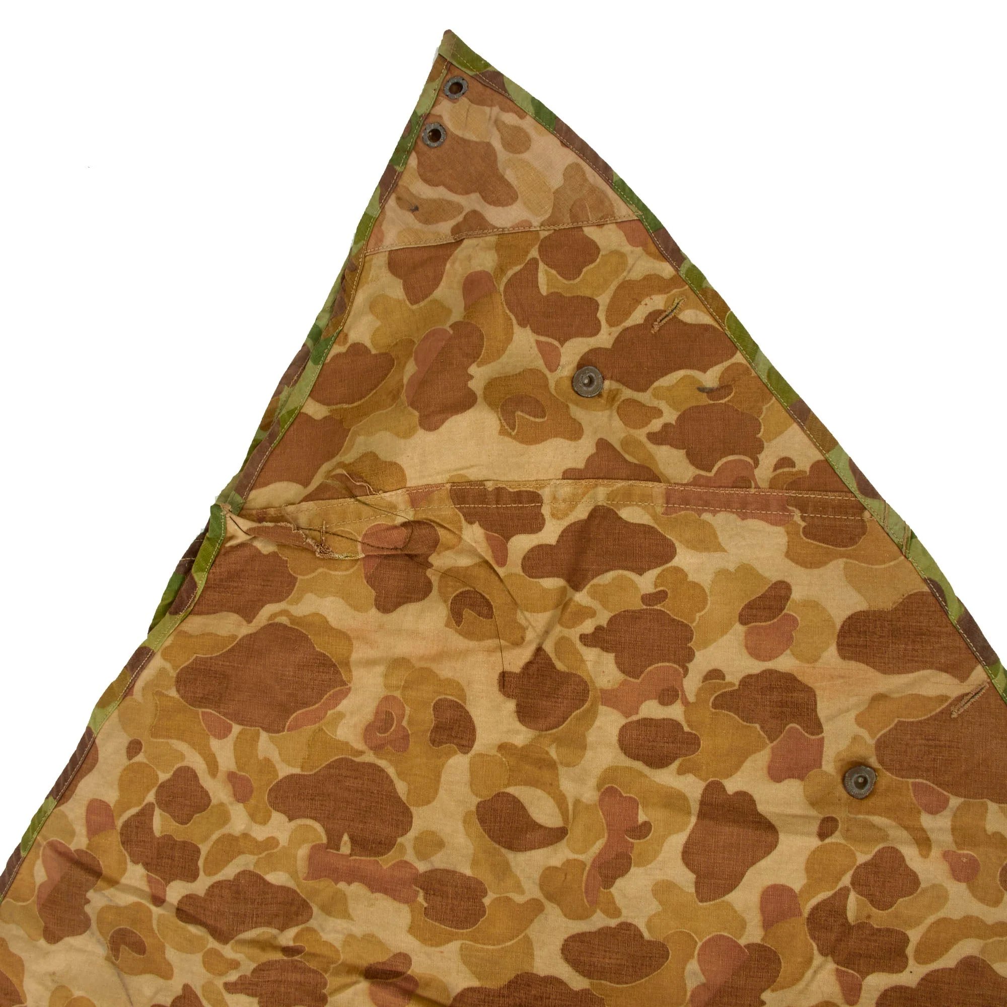 Original U.S. WWII USMC 1944-Dated 'Frogskin' Shelter Half Poncho by Powers & Co with Collapsible Tent Pole & Pegs - Reversible Camouflage — image 3