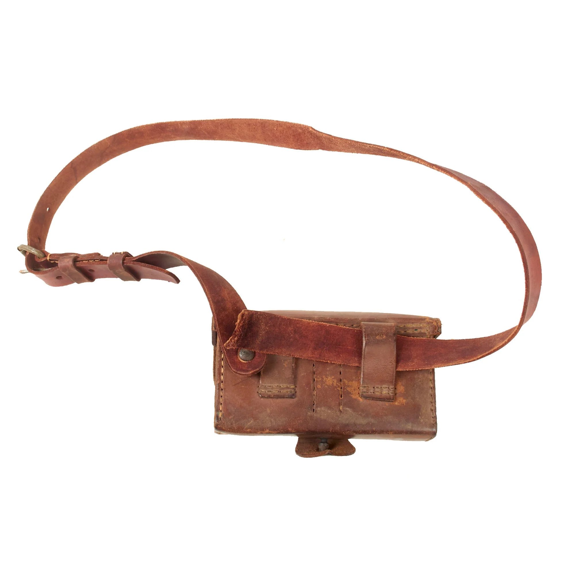 Original Japanese WWII Imperial Japanese Army Cavalry Type 44 Carbine M38 Ammo Pouch with Star & Partial Strap — image 3