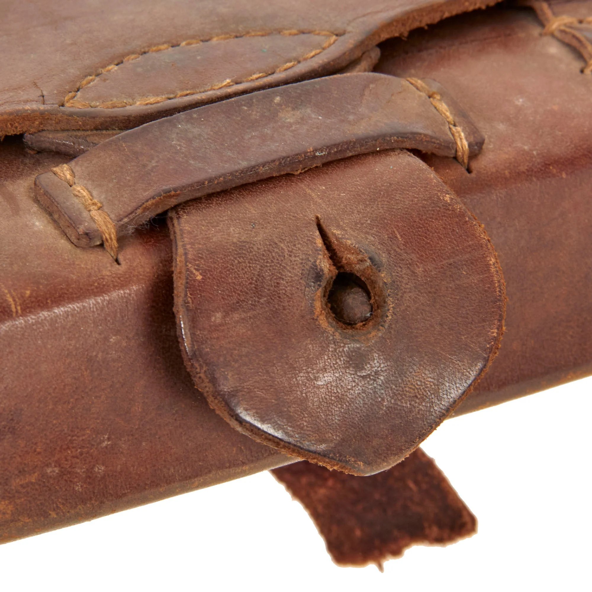 Original Japanese WWII Imperial Japanese Army Cavalry Type 44 Carbine M38 Ammo Pouch with Star & Partial Strap — image 4