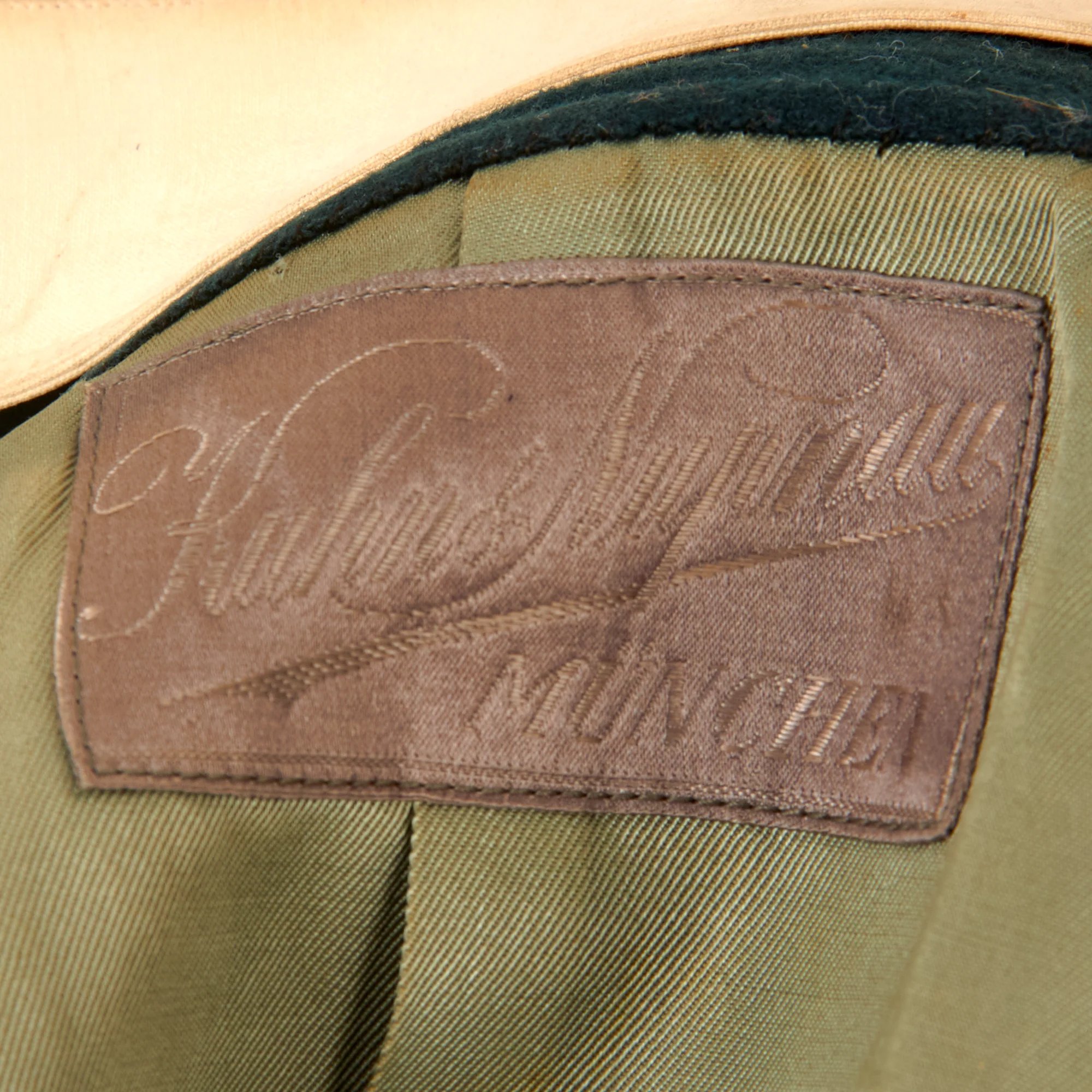 Original German WWII Named Heer Army Artillery Oberfeldwebel NCO M35 Waffenrock Dress Tunic by Kuhn & Nupnau with Medal Bar — image 10