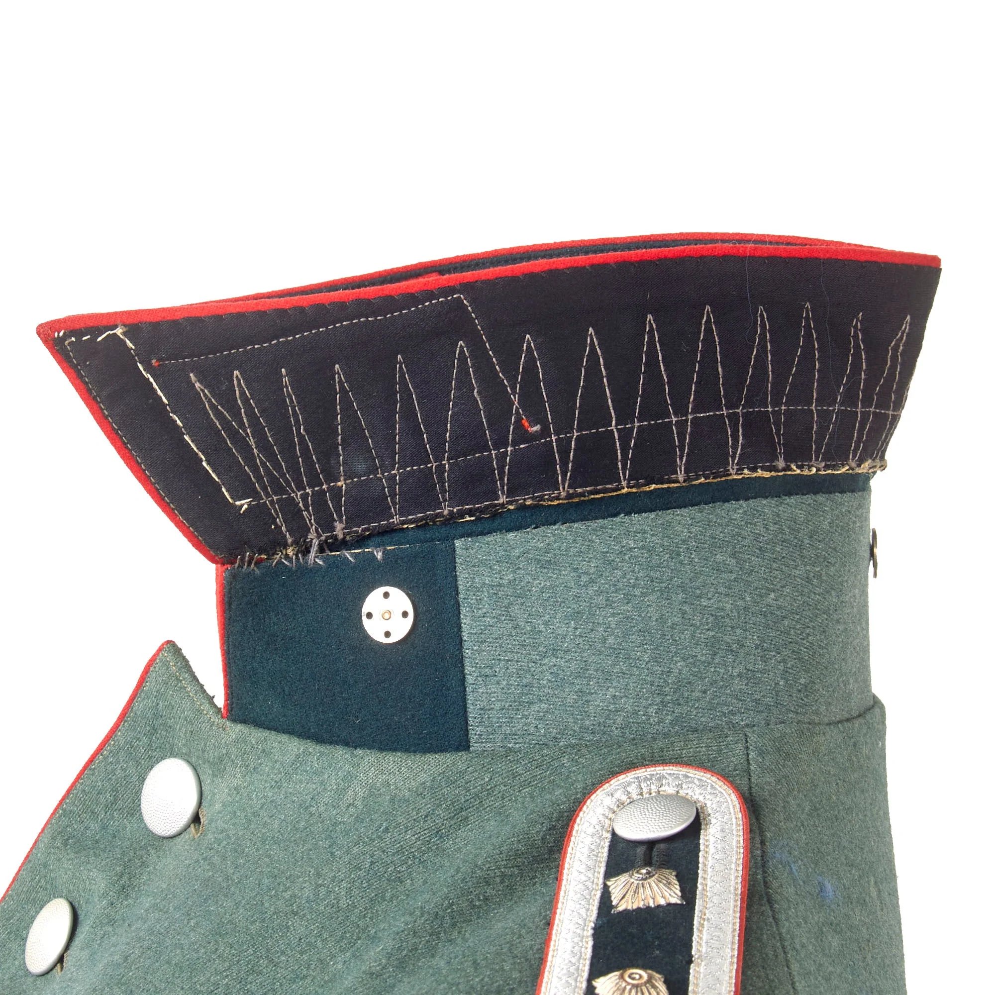 Original German WWII Named Heer Army Artillery Oberfeldwebel NCO M35 Waffenrock Dress Tunic by Kuhn & Nupnau with Medal Bar — image 16