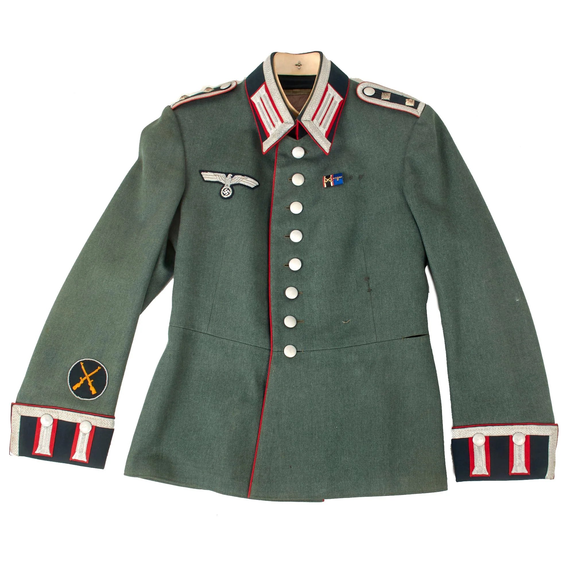 Original German WWII Named Heer Army Artillery Oberfeldwebel NCO M35 Waffenrock Dress Tunic by Kuhn & Nupnau with Medal Bar — image 19
