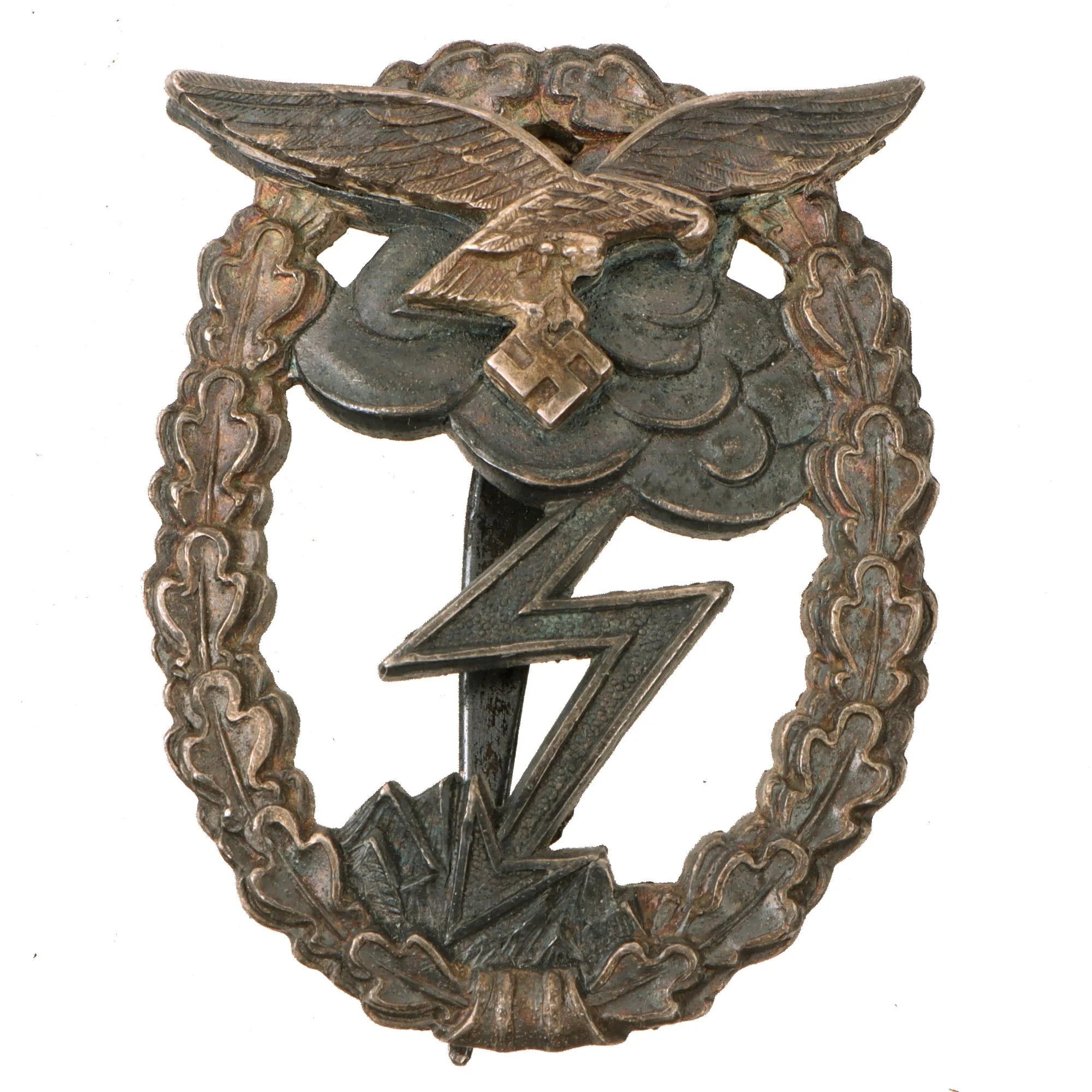 Original German WWII Luftwaffe Ground Assault Badge by Rudolf Karneth in Box - Erdkampfabzeichen der Luftwaffe — image 2
