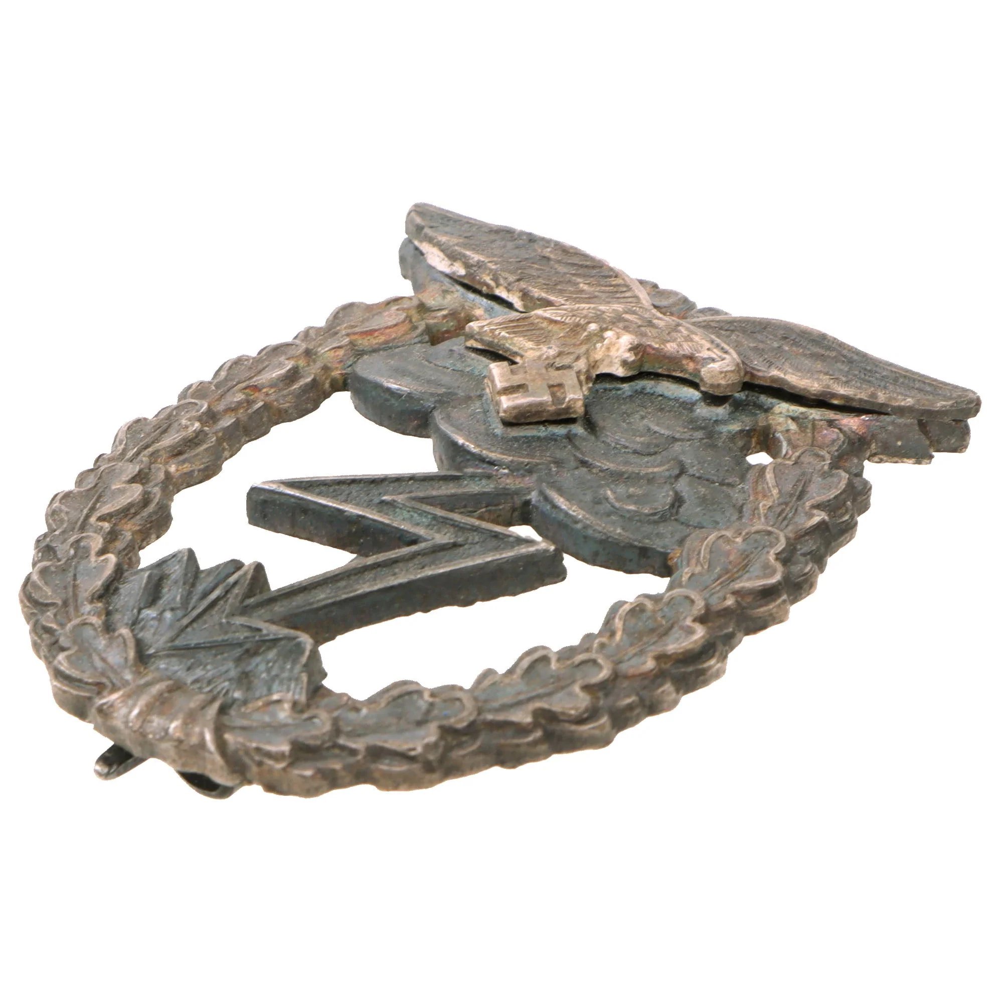 Original German WWII Luftwaffe Ground Assault Badge by Rudolf Karneth in Box - Erdkampfabzeichen der Luftwaffe — image 3