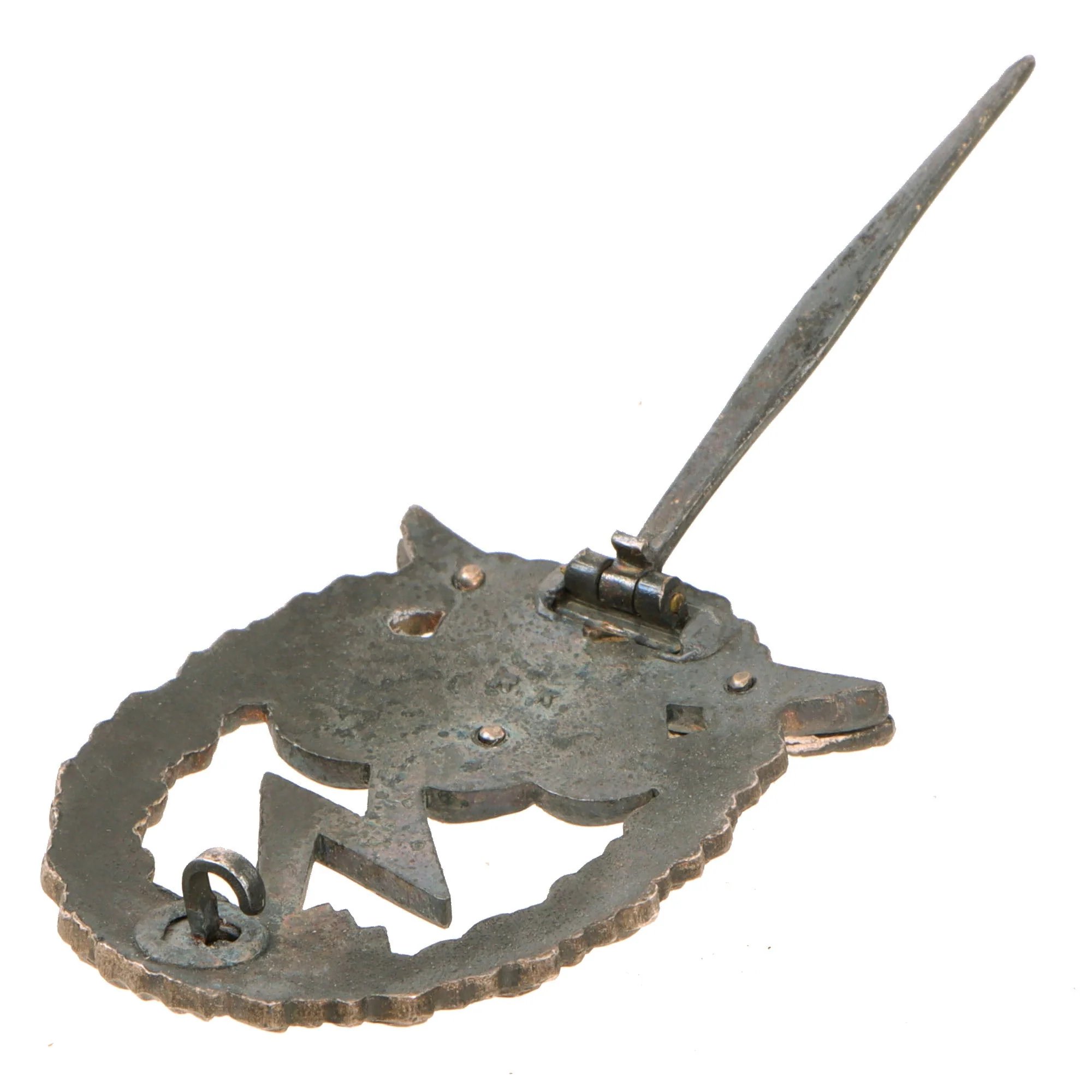 Original German WWII Luftwaffe Ground Assault Badge by Rudolf Karneth in Box - Erdkampfabzeichen der Luftwaffe — image 7