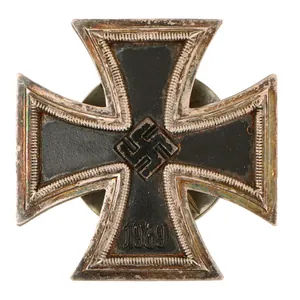 Original German WWII Vaulted Screw Back Iron Cross First Class …