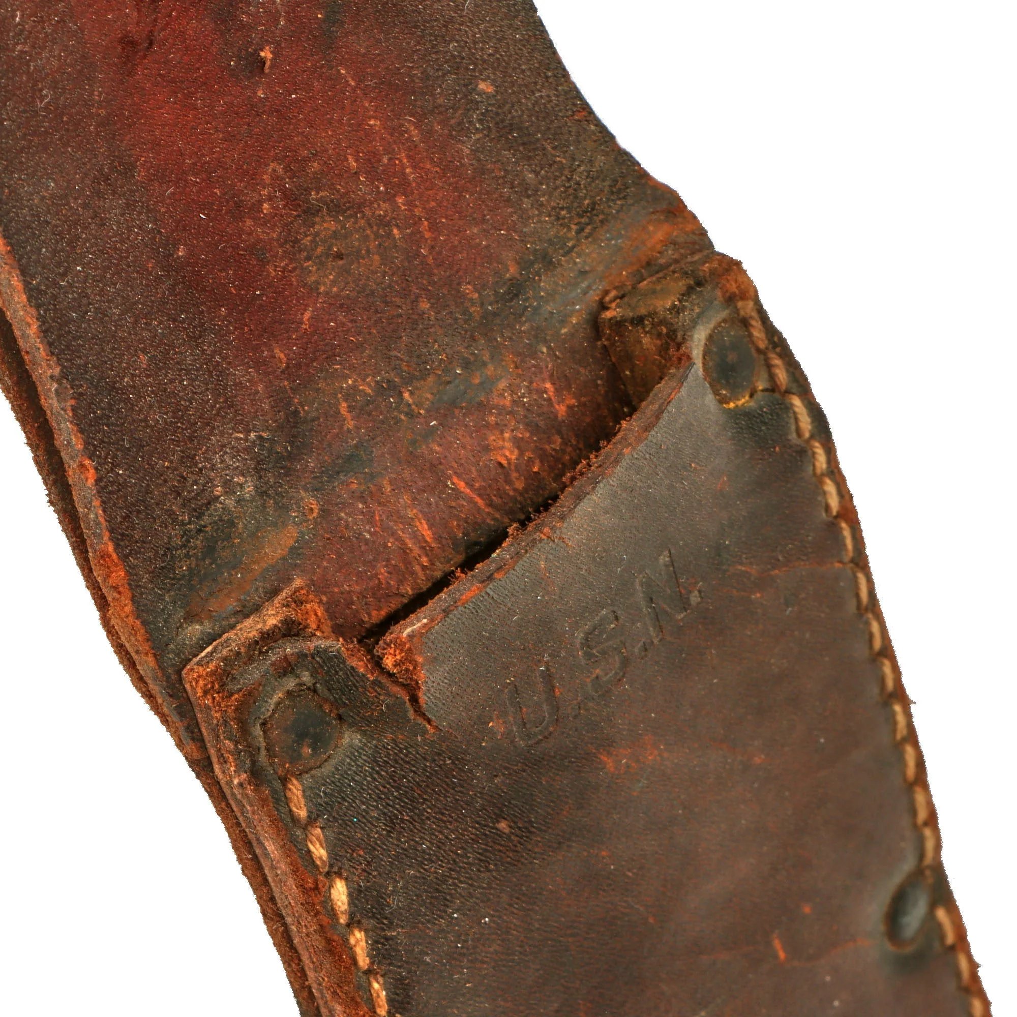 Original U.S. WWII USN Mark 2 KA-BAR Fighting Knife by CAMILLUS in Original Leather Sheath — image 14