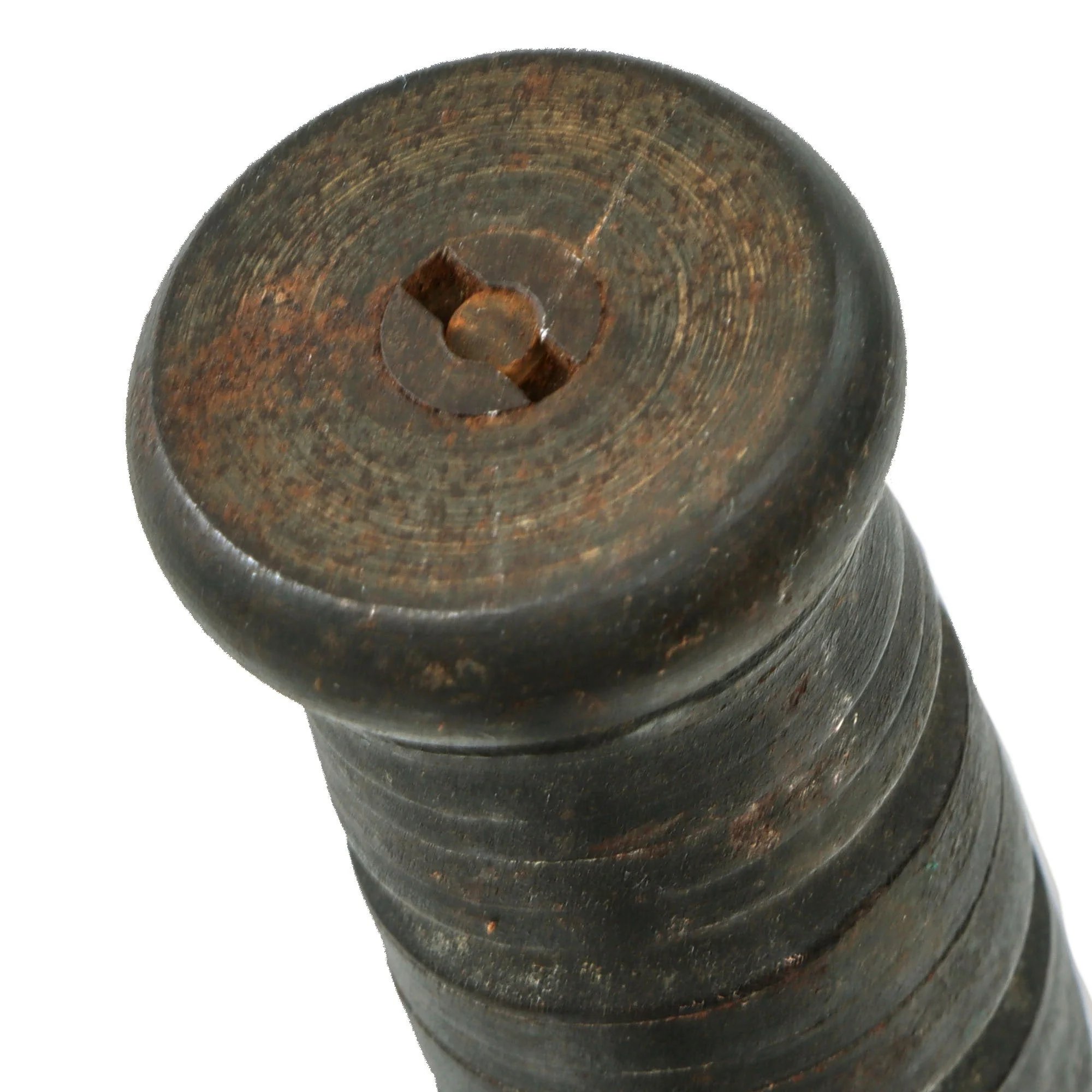 Original U.S. WWII USN Mark 2 KA-BAR Fighting Knife by CAMILLUS in Original Leather Sheath — image 8