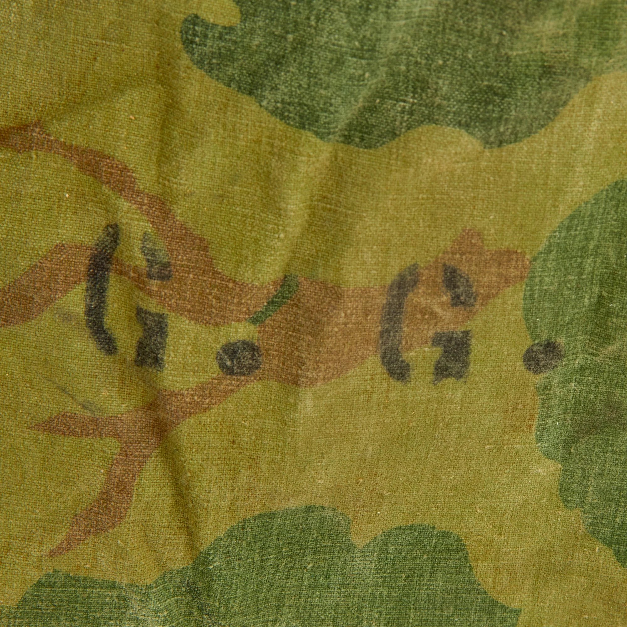 Original U.S. Korean War 1953 Dated Mitchell Pattern Camouflage Shelter Half with Poles & Pins — image 4