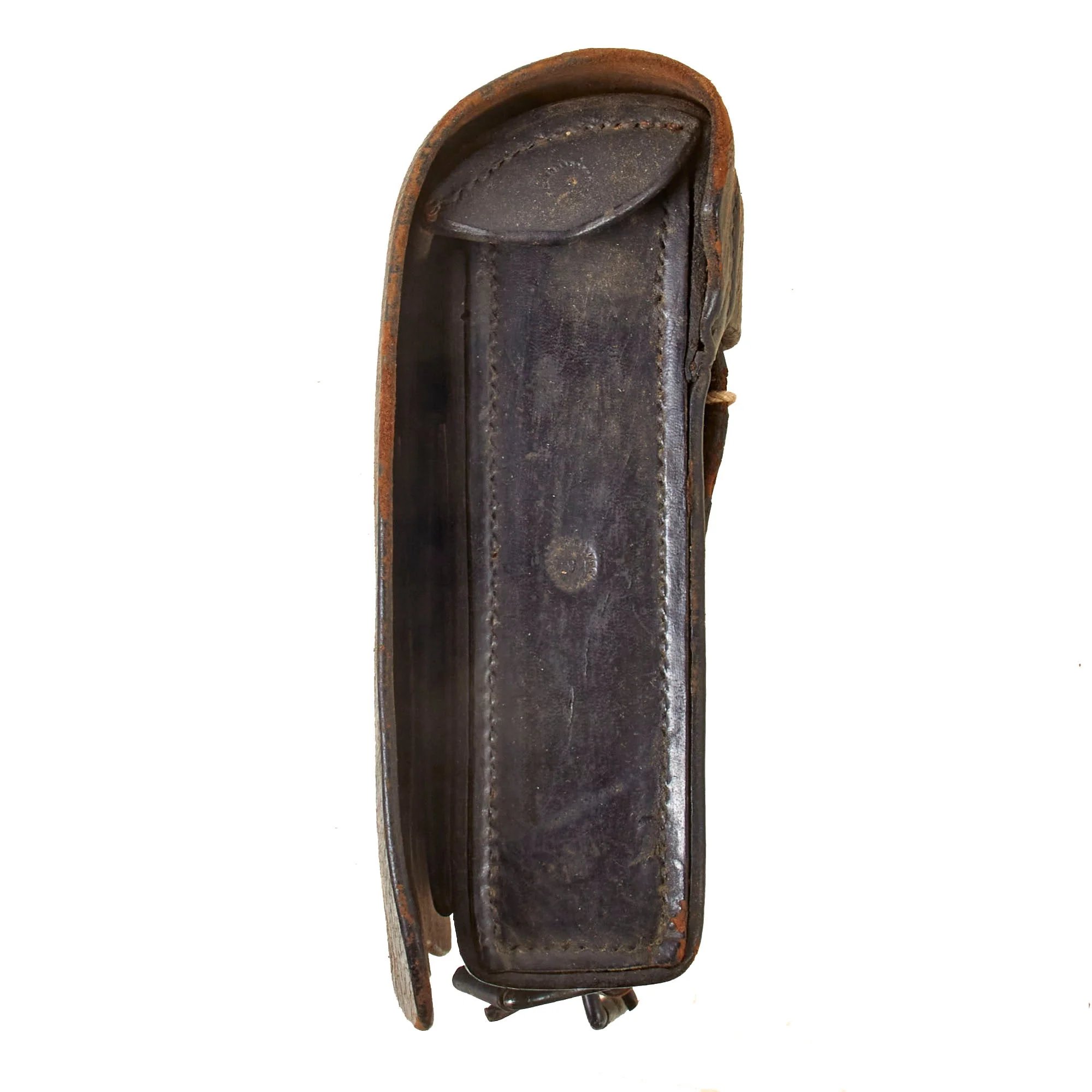 Original U.S. Civil War Model 1861 Cartridge Box with Original Tins and Note Attributing Box to Robert Miller of St. Louis - Died of Epidemic During War - Missing Box Plate — image 7