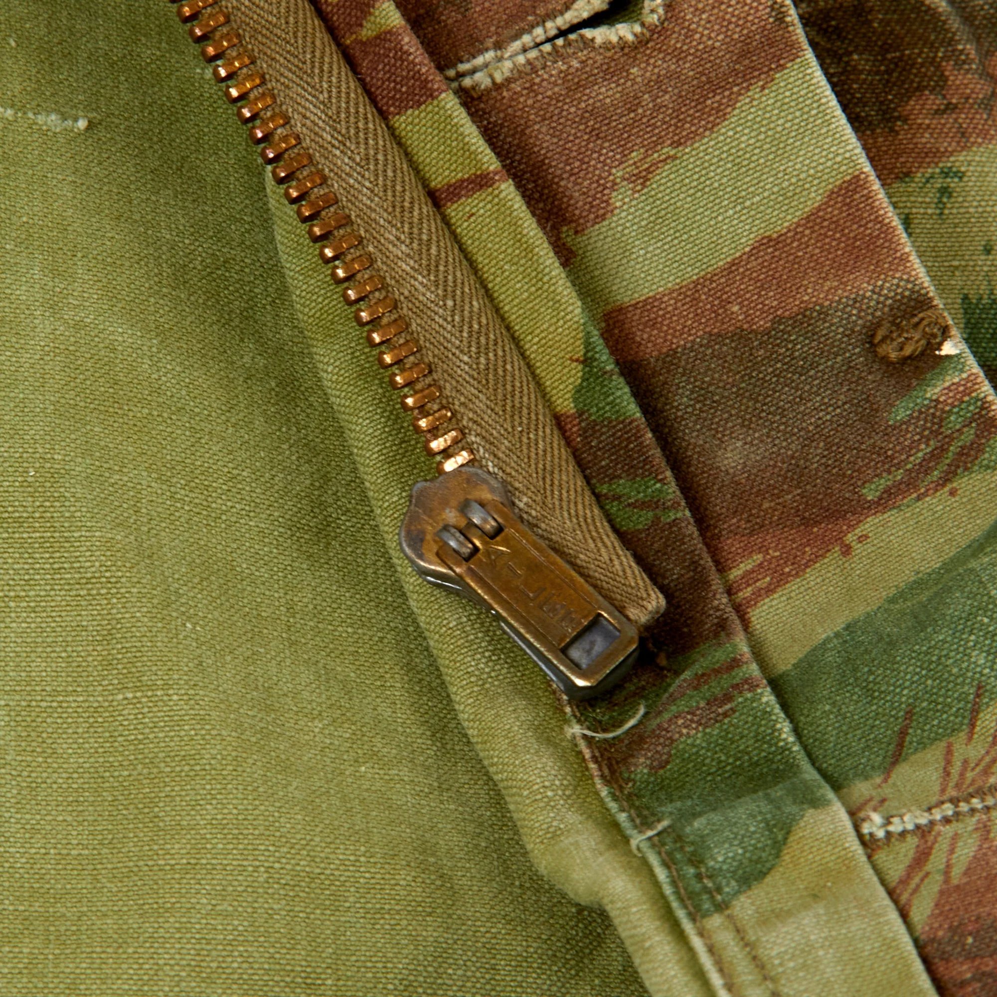 Original French First Indochina War Era TAP 47/52 Camouflage Parachute Smock - Dated 1952 — image 11