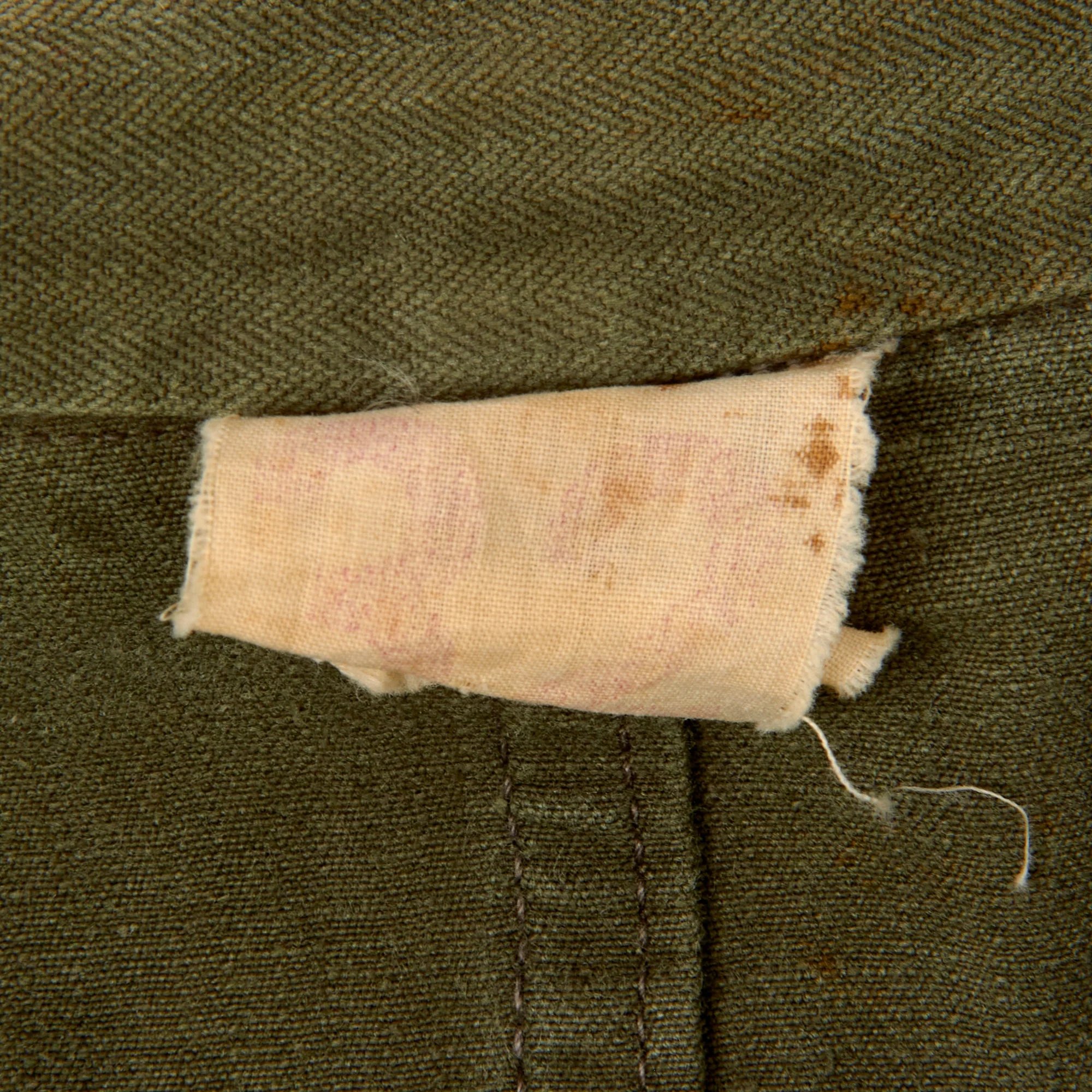Original French First Indochina War Era TAP 47/56 Olive Drab Parachute Smock with Cap & 11th French Airborne Division Patch — image 13