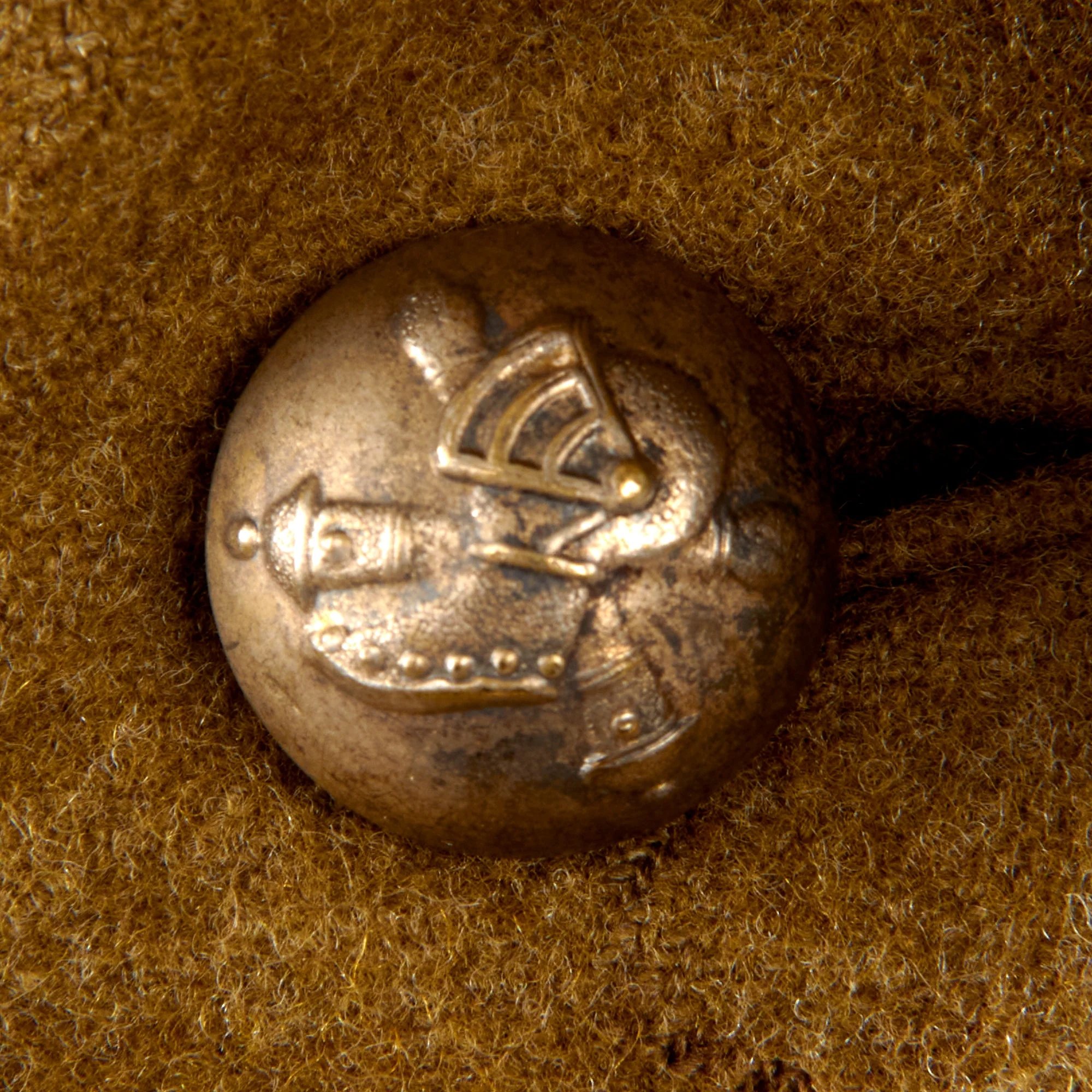 Original French WWII 502nd Tank Regiment Régiment de Chars de Combat Lieutenant Officer's Uniform Tunic with Ribbon Bar — image 6