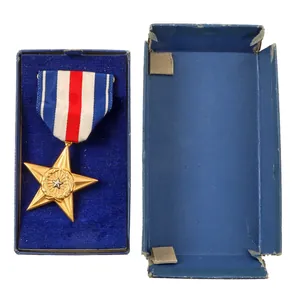 Original U.S. WWII Silver Star Medal by the UNCAS MFG. …
