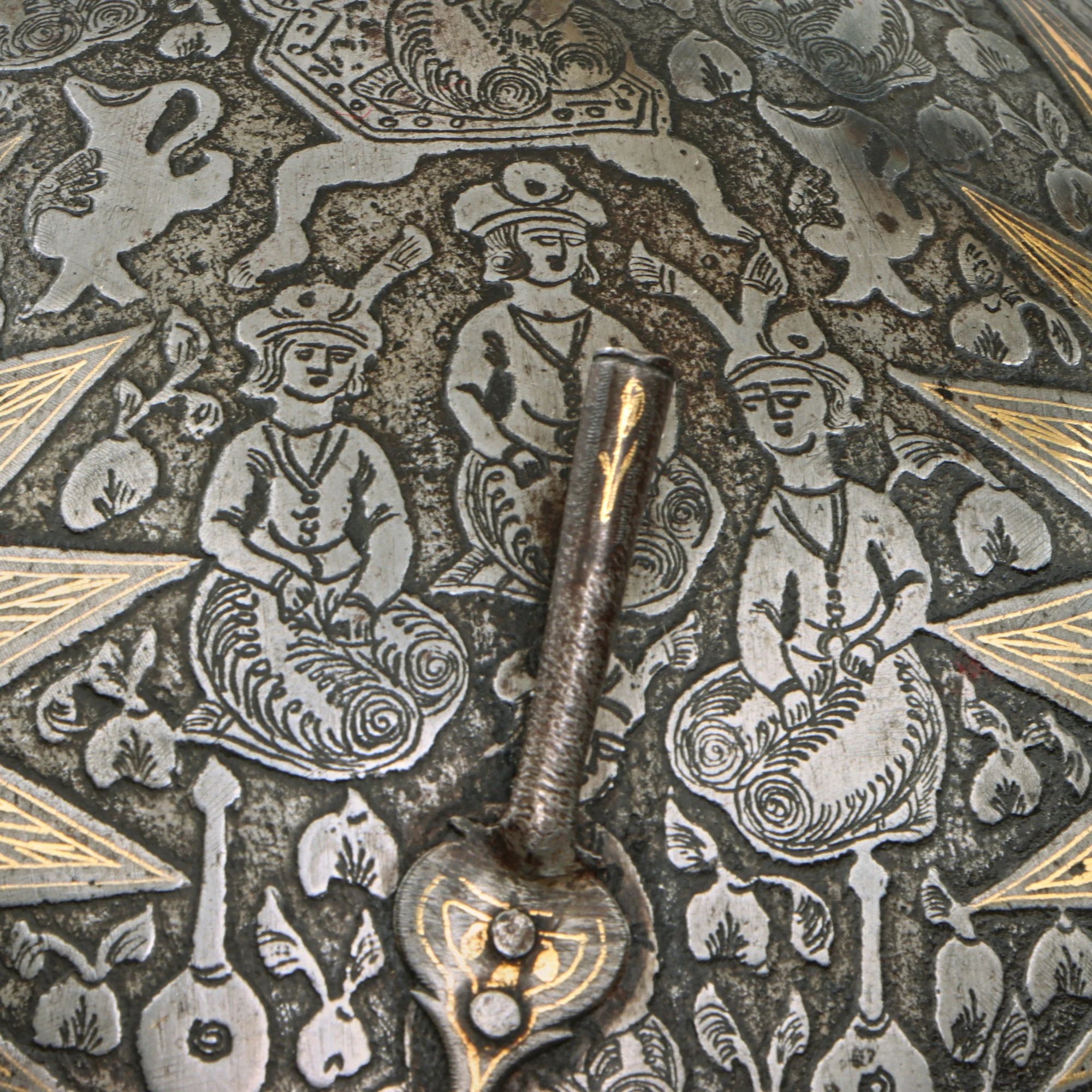 Original Magnificent North Indian Gold Inlaid Kulah Khud Spiked Sun Face War Helmet with Museum Catalog Tag - Circa 1800 — image 4