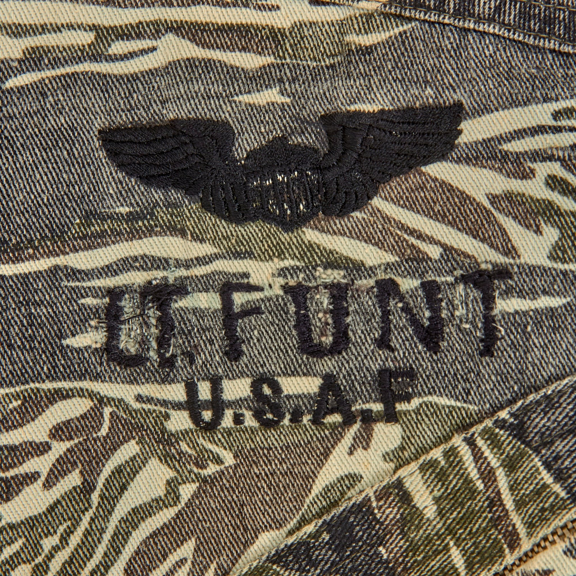 Original Rare Vietnam War Pilot's Japanese-Made Tigerstripe Flight Suit with Embroidered Pilot's Wings & Lieutenant Bars - Lt. Funt U.S.A.F. — image 3