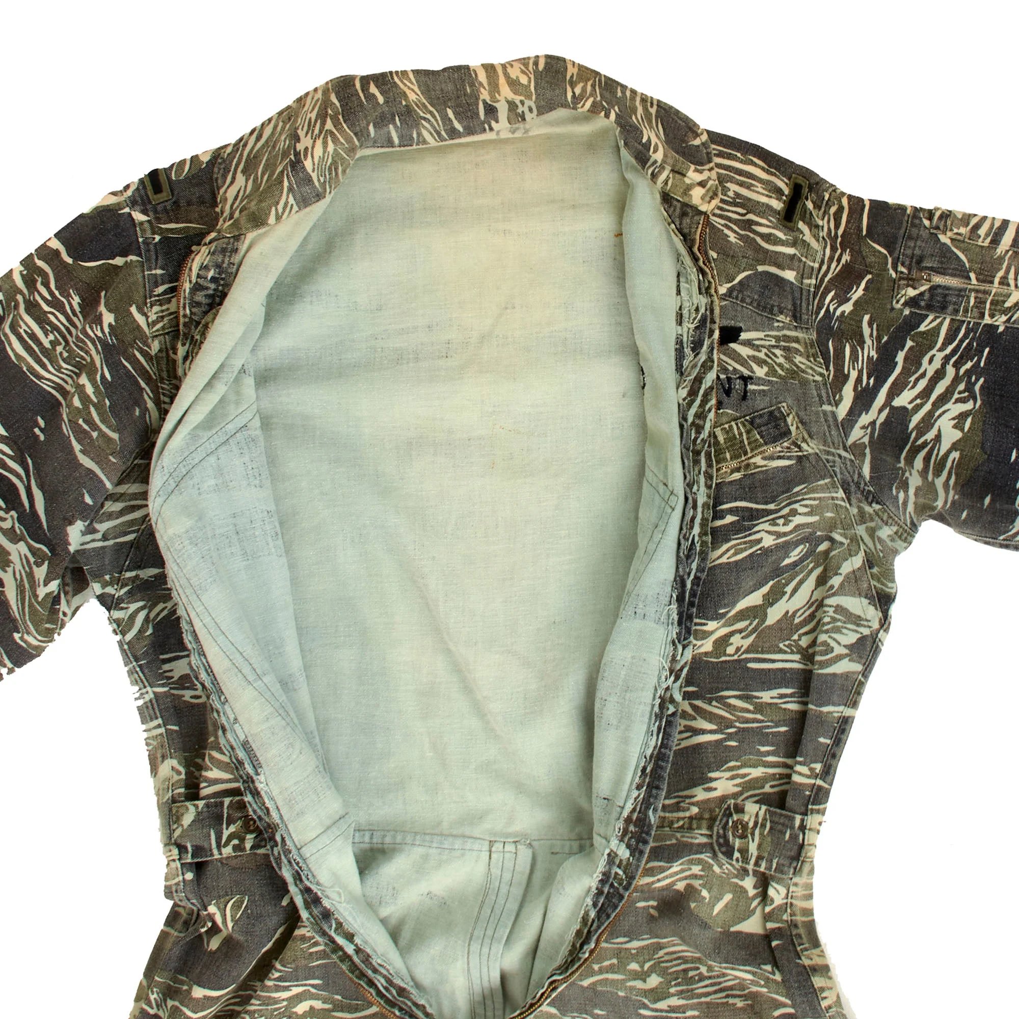 Original Rare Vietnam War Pilot's Japanese-Made Tigerstripe Flight Suit with Embroidered Pilot's Wings & Lieutenant Bars - Lt. Funt U.S.A.F. — image 6