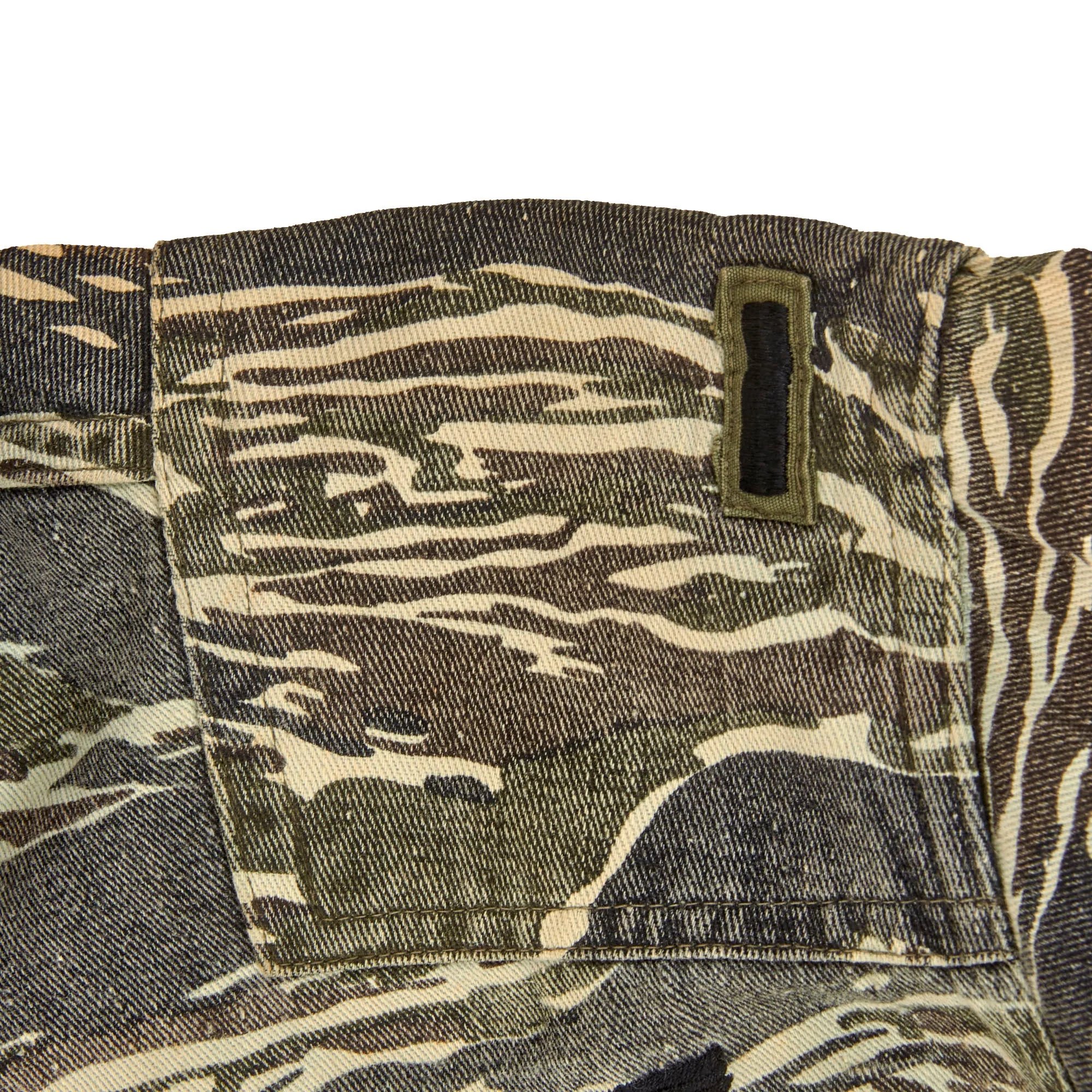 Original Rare Vietnam War Pilot's Japanese-Made Tigerstripe Flight Suit with Embroidered Pilot's Wings & Lieutenant Bars - Lt. Funt U.S.A.F. — image 8