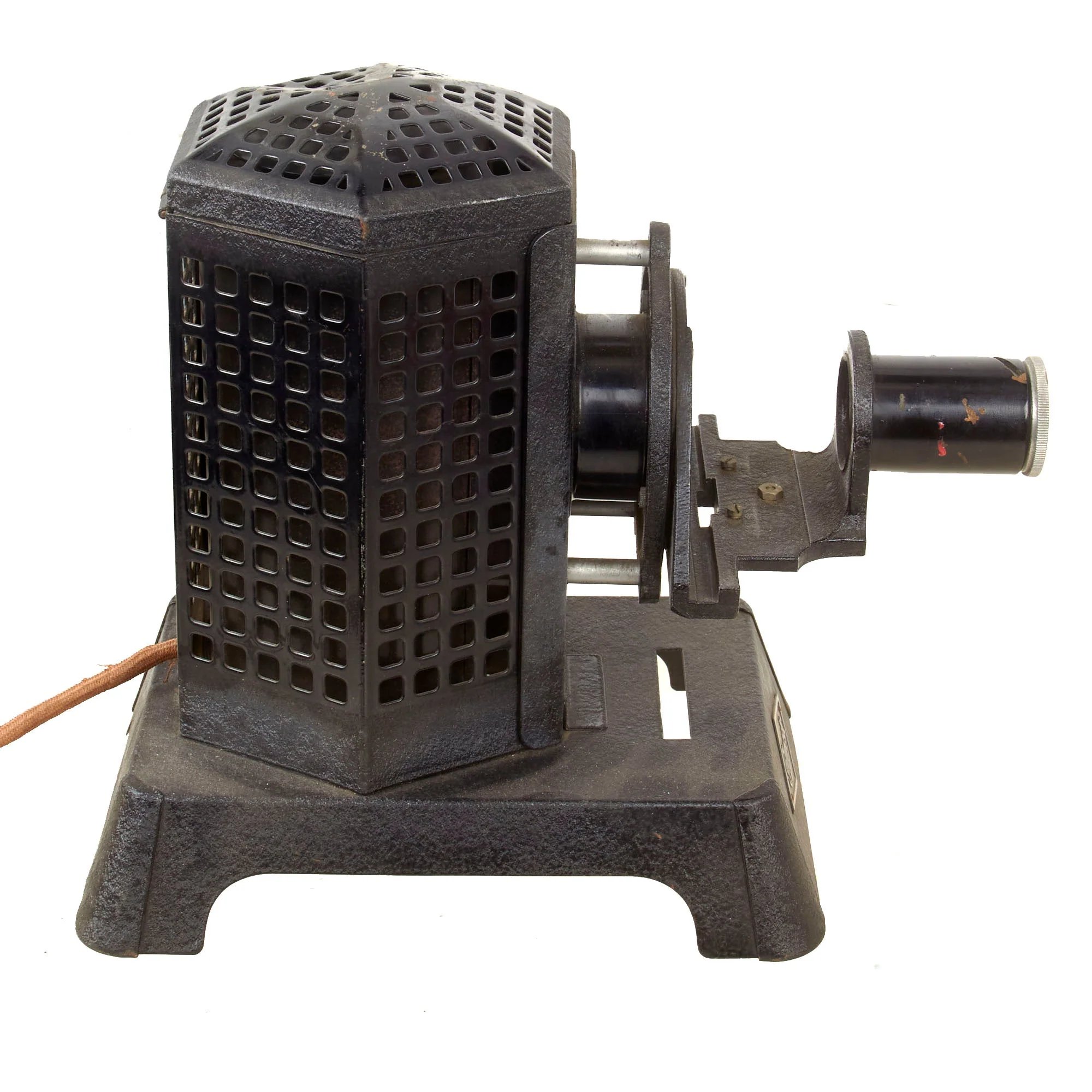 Original German WWII Era Filmosto-Projektion Dresden Projector with Intact Plug — image 4