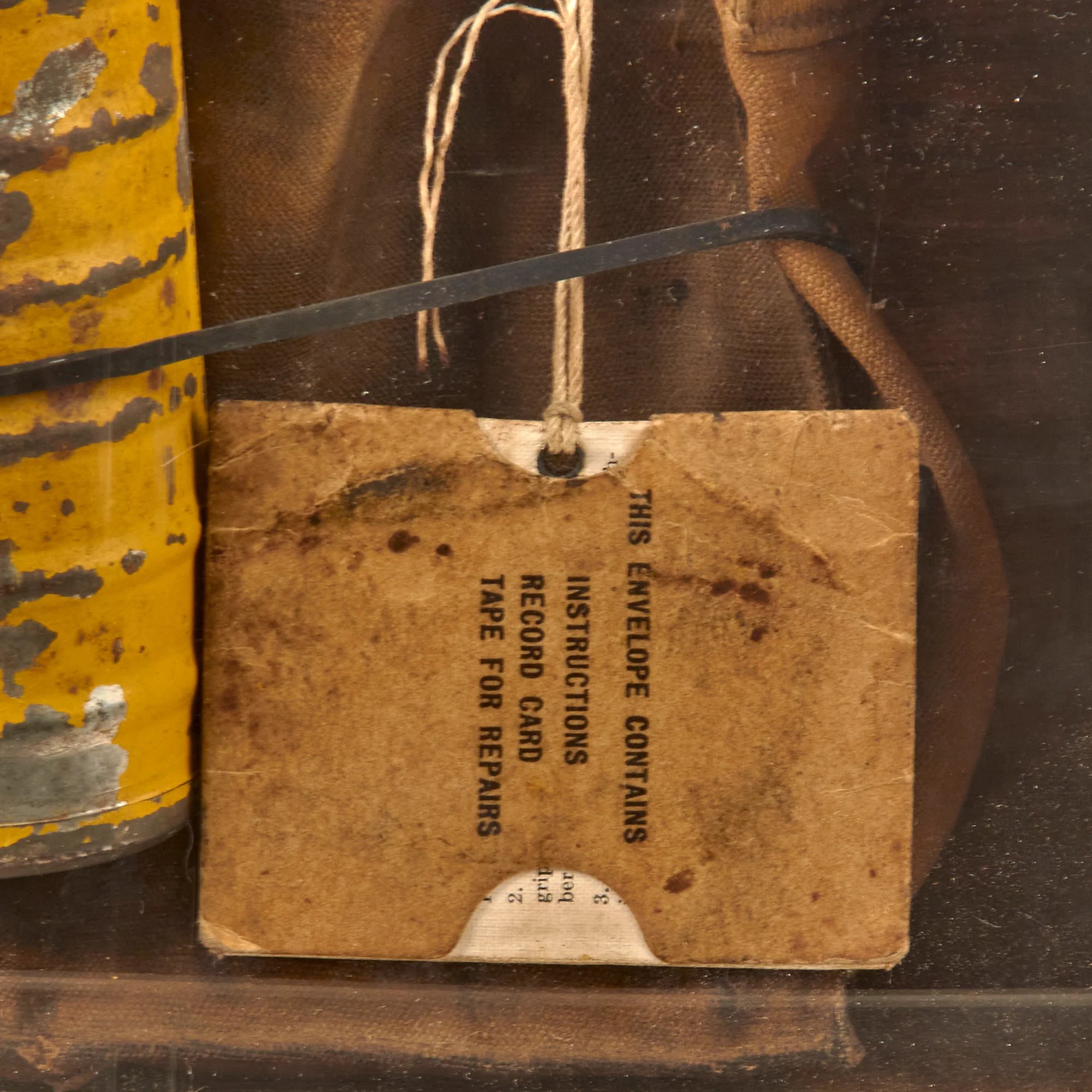 Original U.S. WWI Corrected English Type Box Respirator in Original Carrying Bag in Display Case — image 4