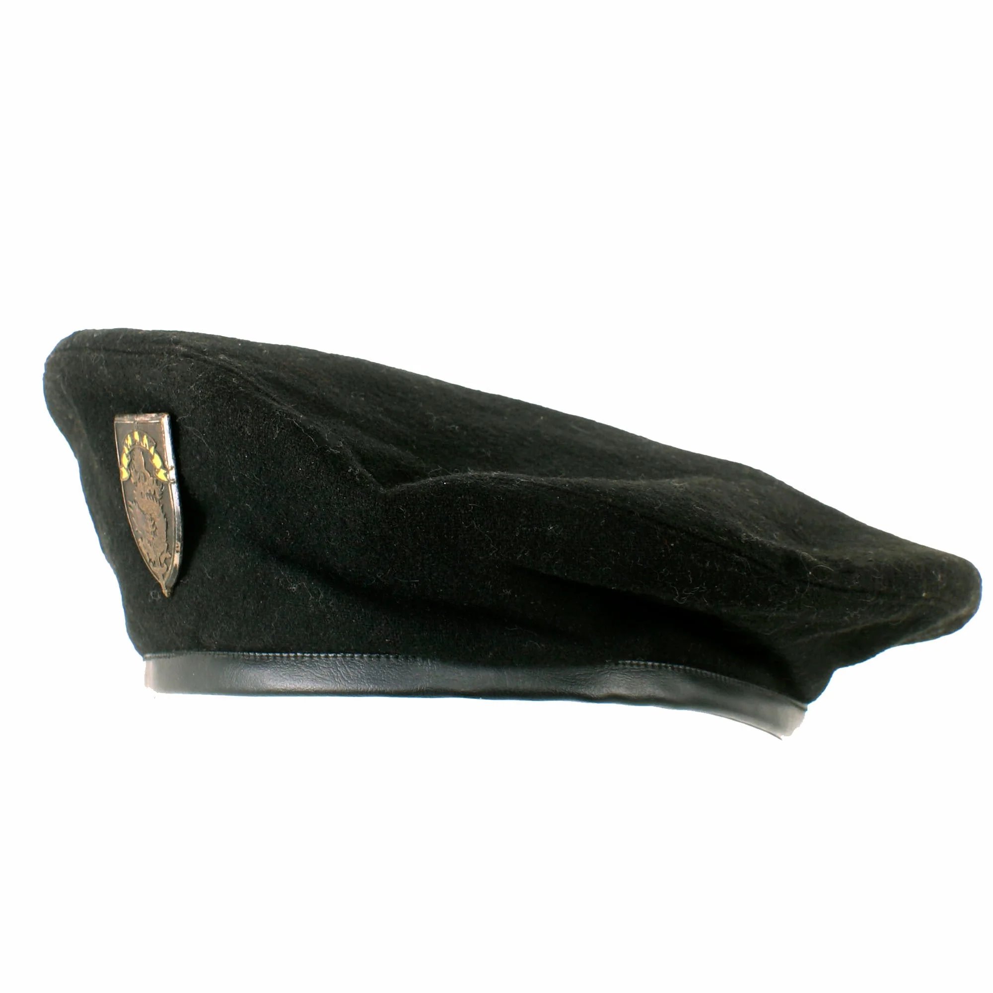 Original 1948 - 1954 South Vietnamese Nation Guard Black Beret with Badge and Foil Maker's Label — image 6