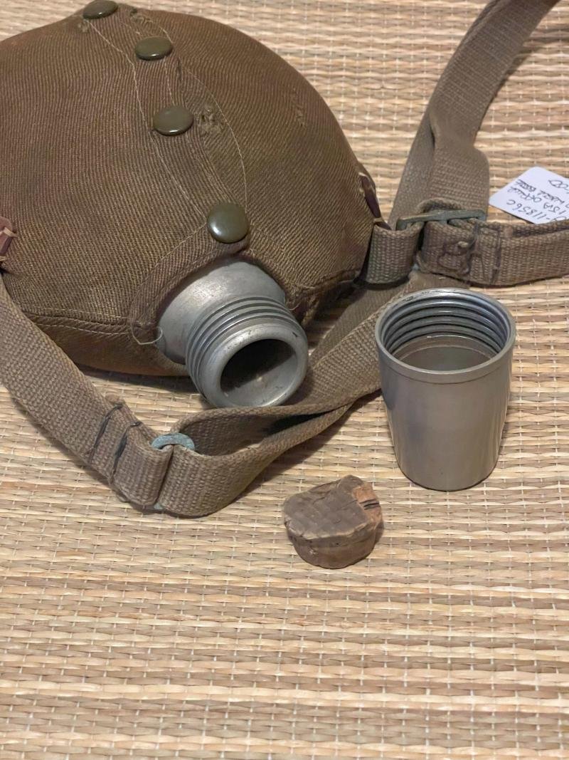 Water bottle — image 6