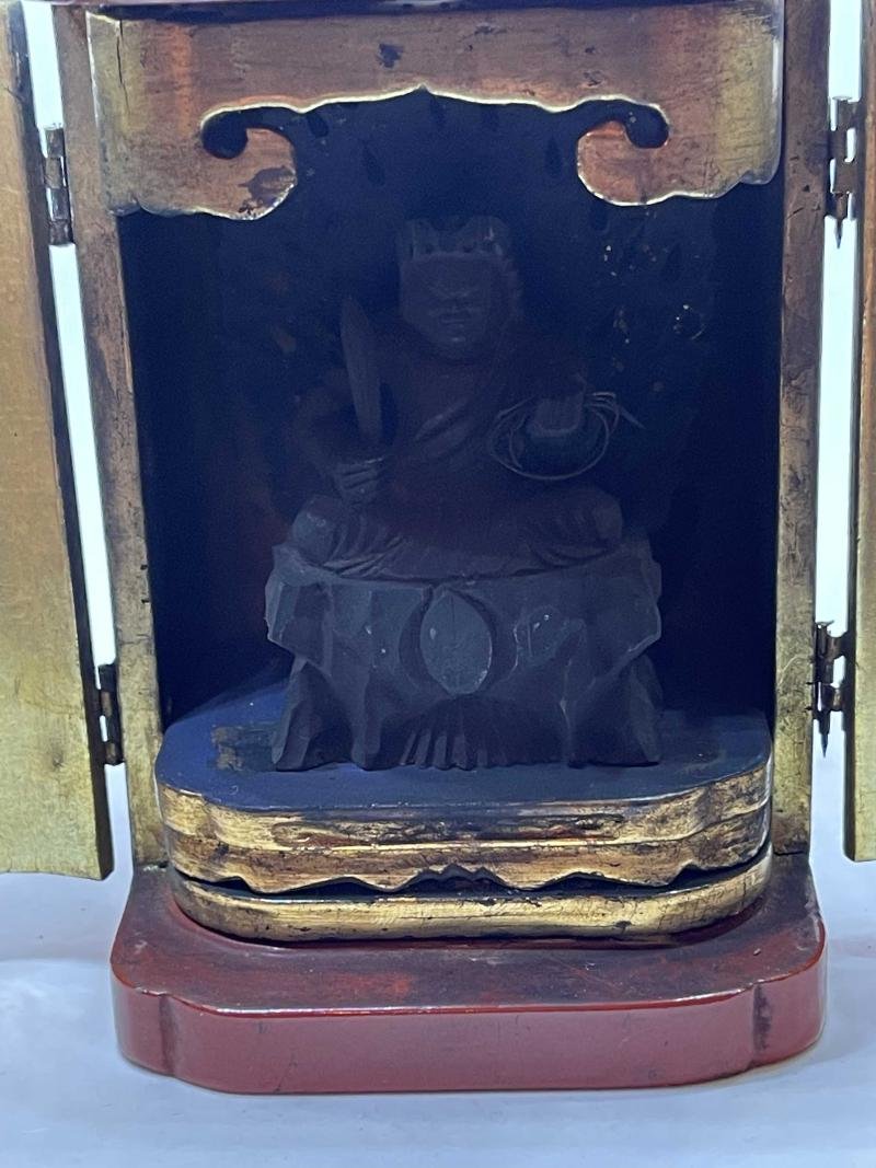 Buddha Shrine — image 7