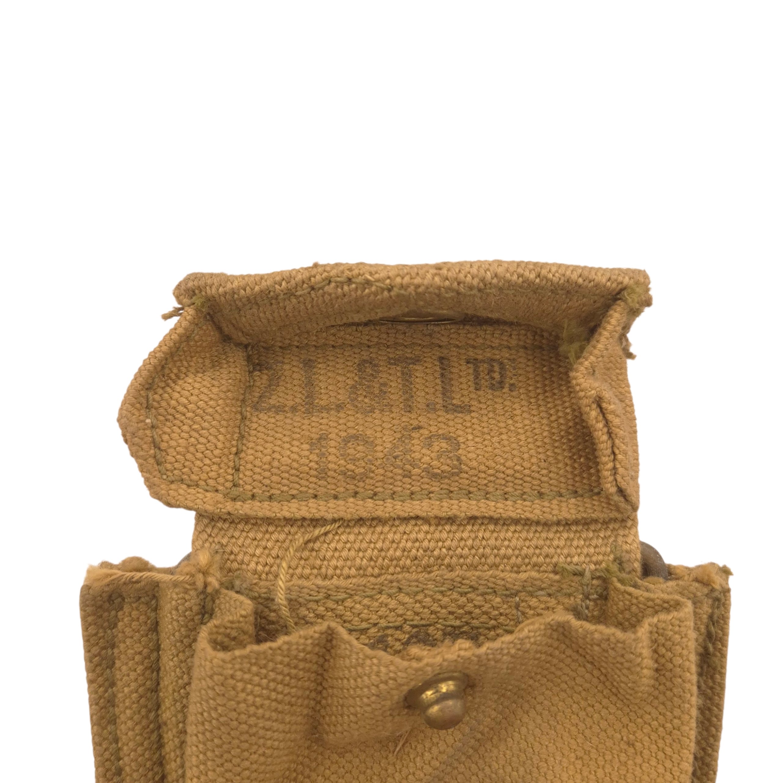 Canadian P37 Pistol Ammunition Pouch 1943 — image 2