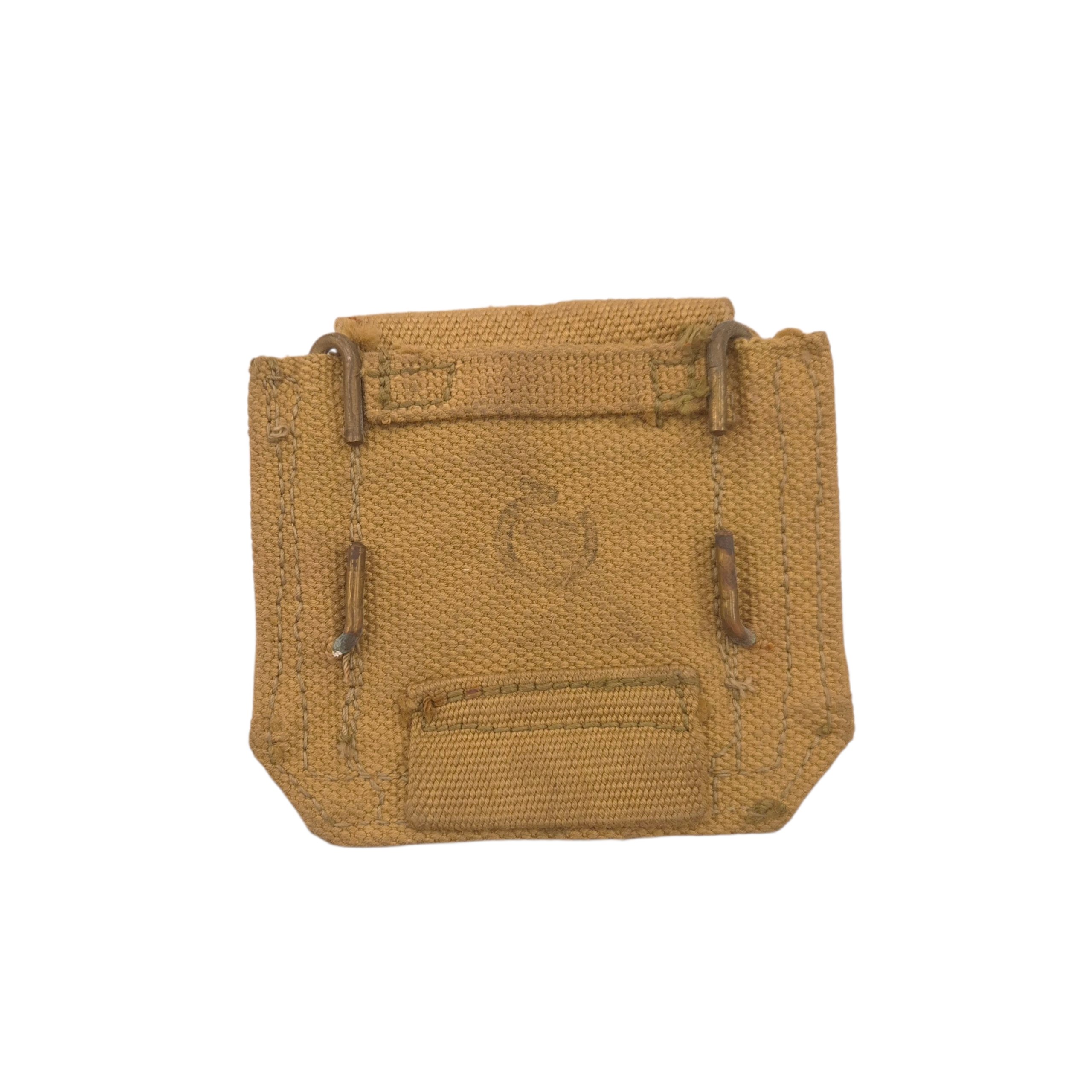 Canadian P37 Pistol Ammunition Pouch 1943 — image 3