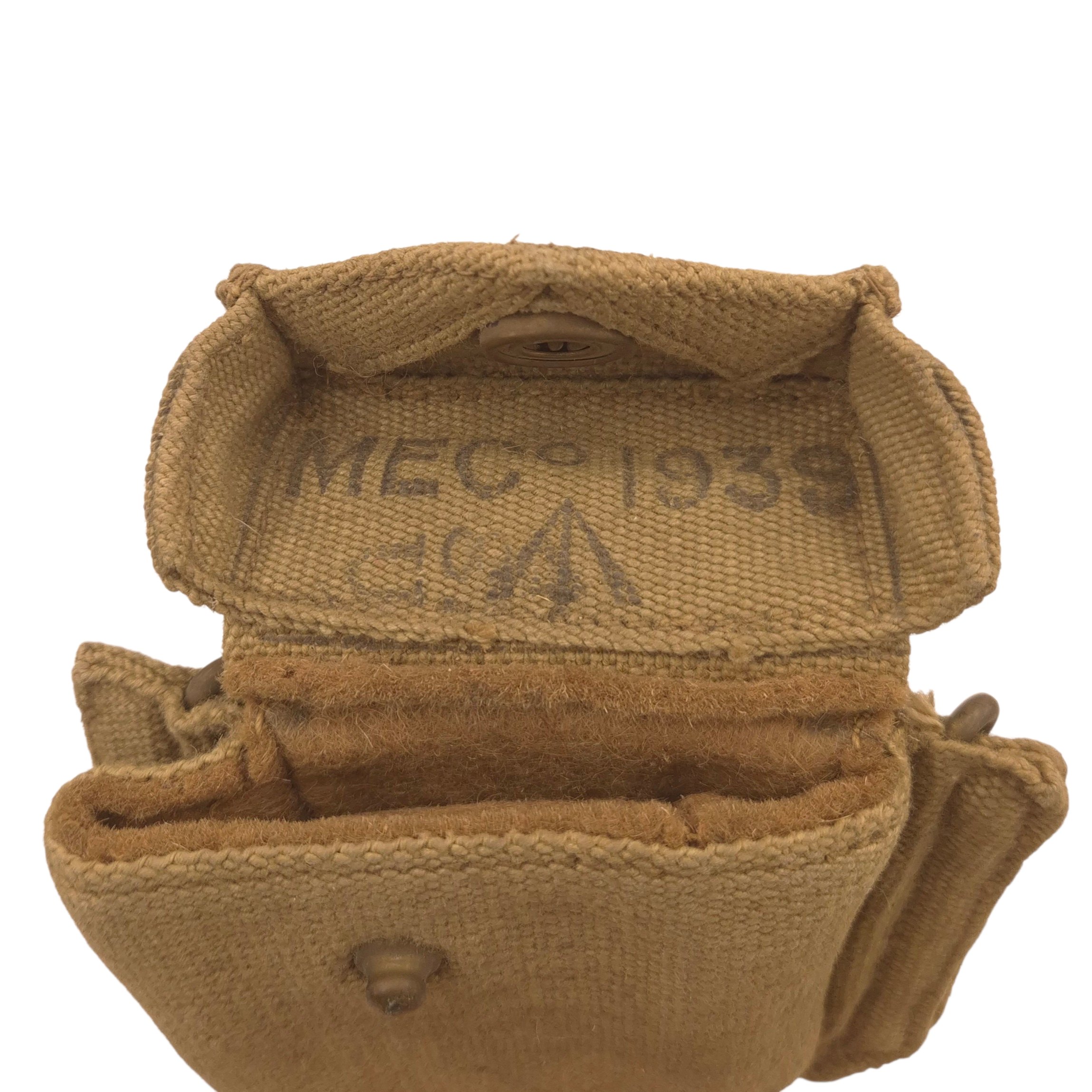 British P37 Compass Pouch 1939 (RARE) — image 2