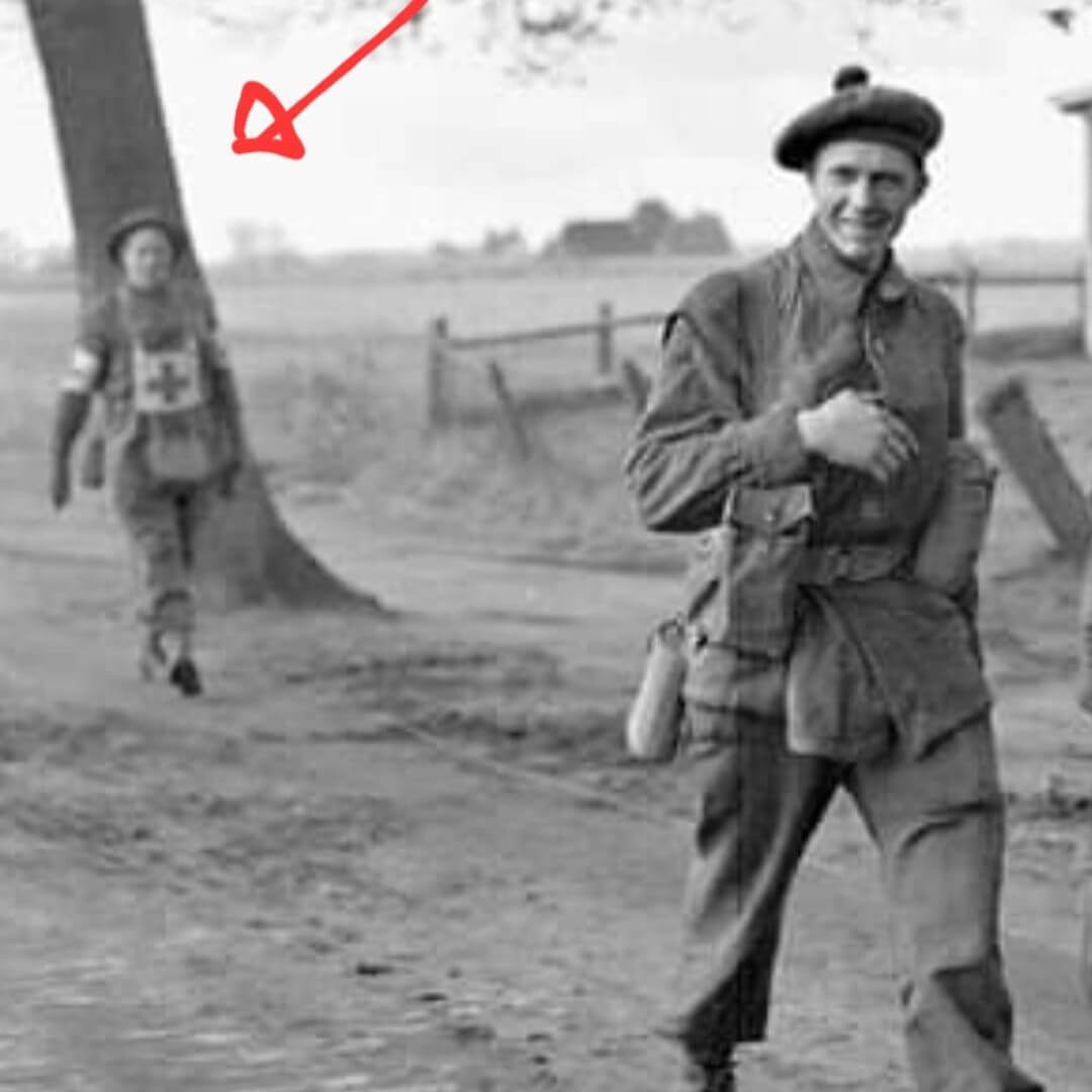 British Body Armour (MRC) – Dated 1944 — image 13