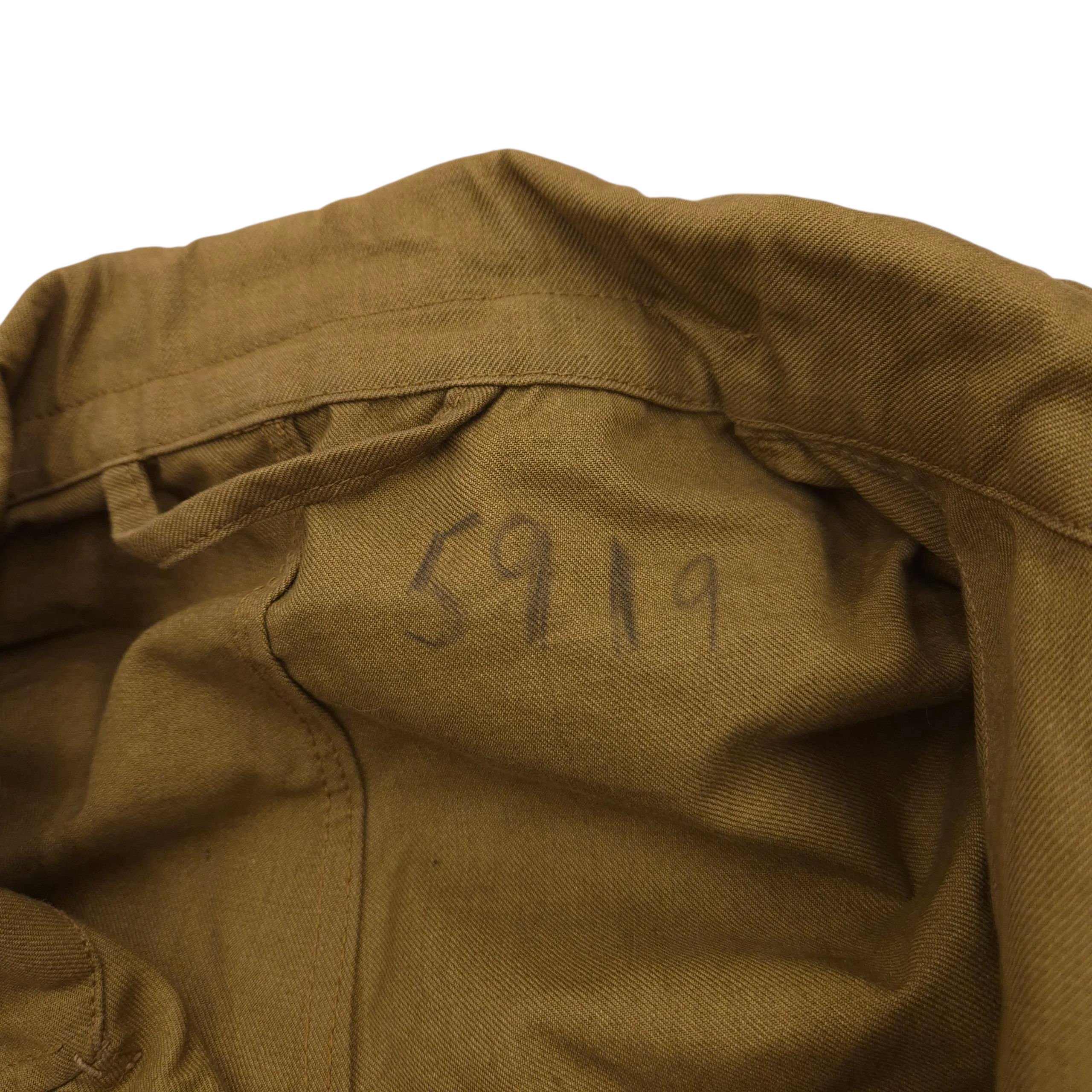 British Airborne 1st Model 'Step-In' Paratroopers Smock 1942 — image 17