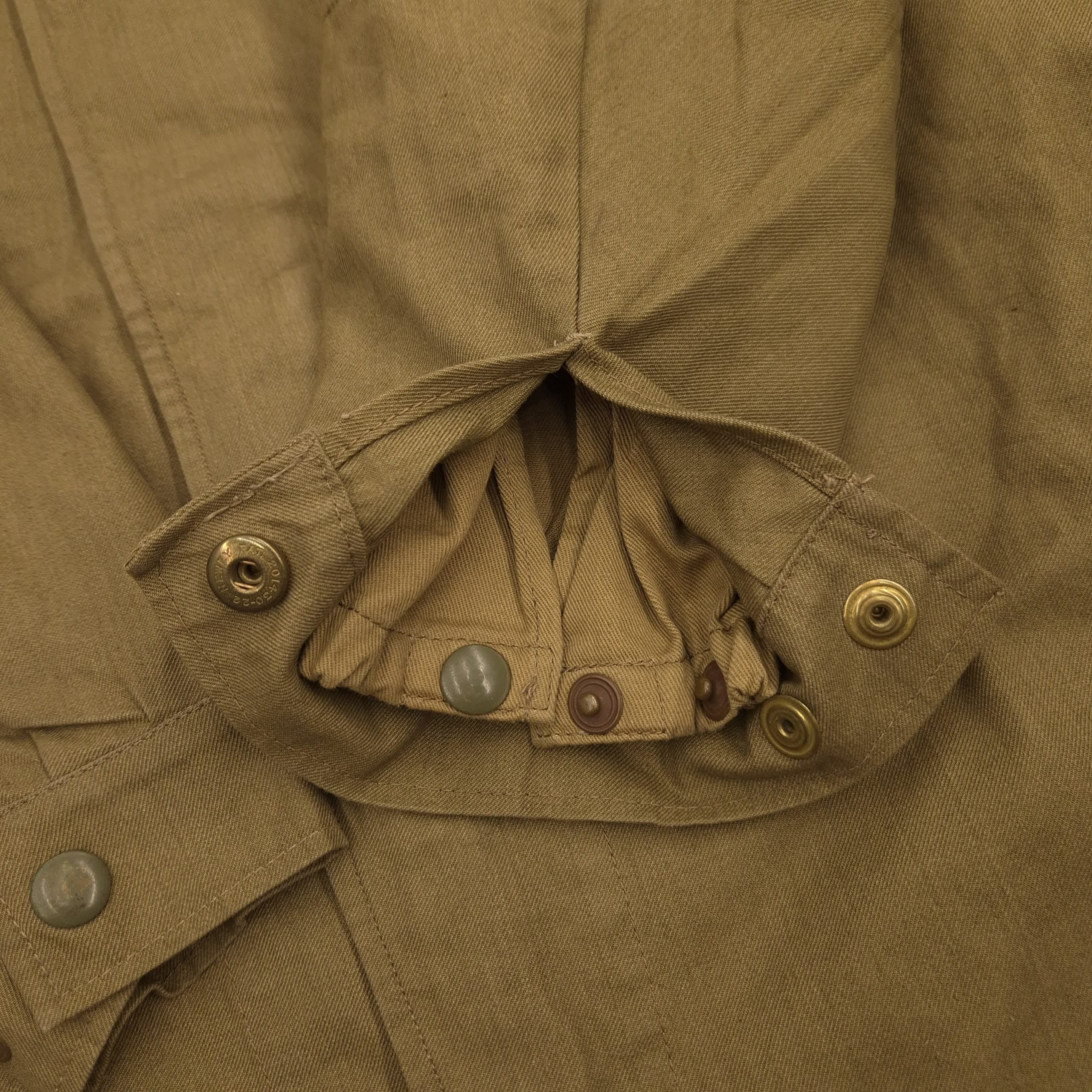 British Airborne 1st Model 'Step-In' Paratroopers Smock 1942 — image 5