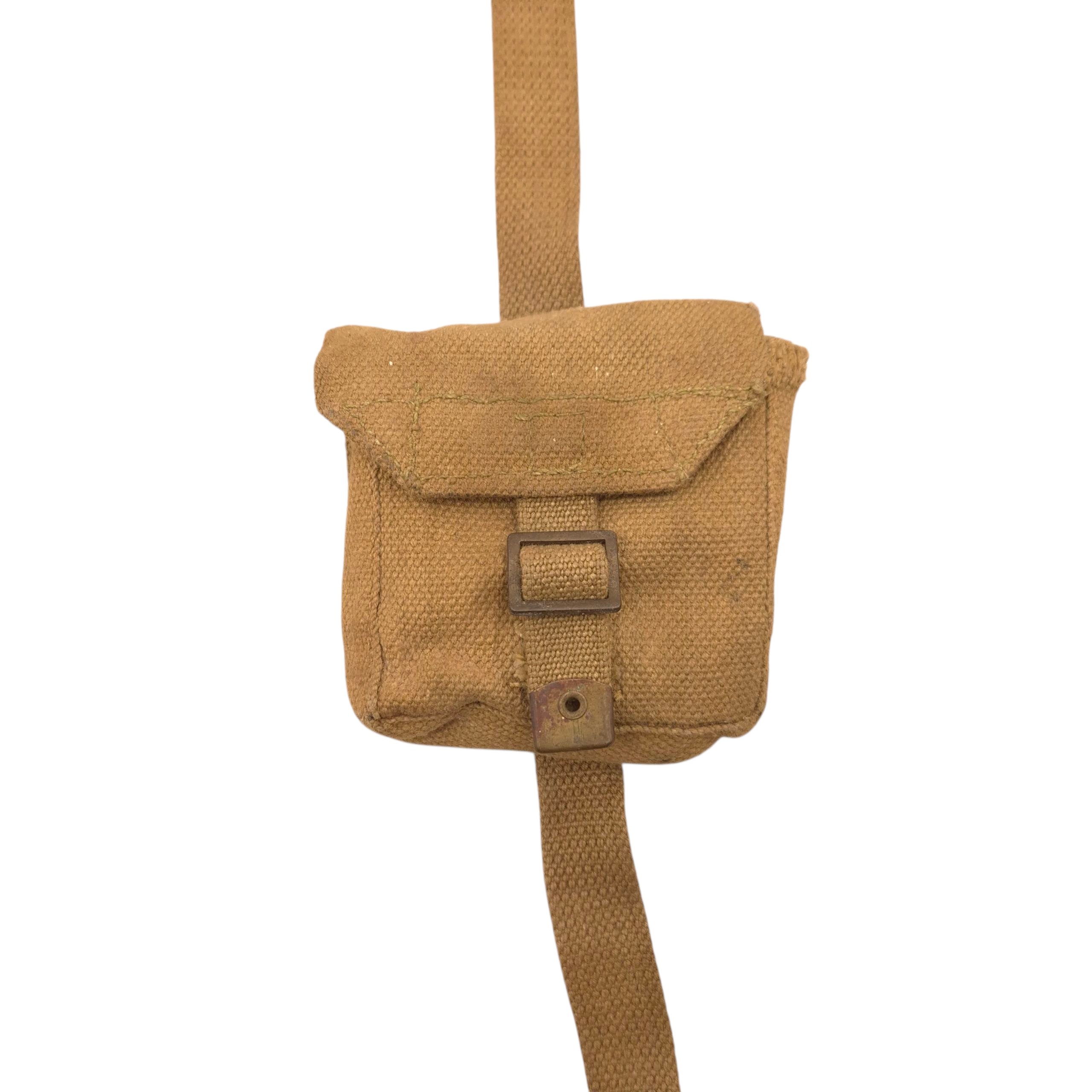 British Web Brace with Pouch for Four Verys (Flaregun) — image 2