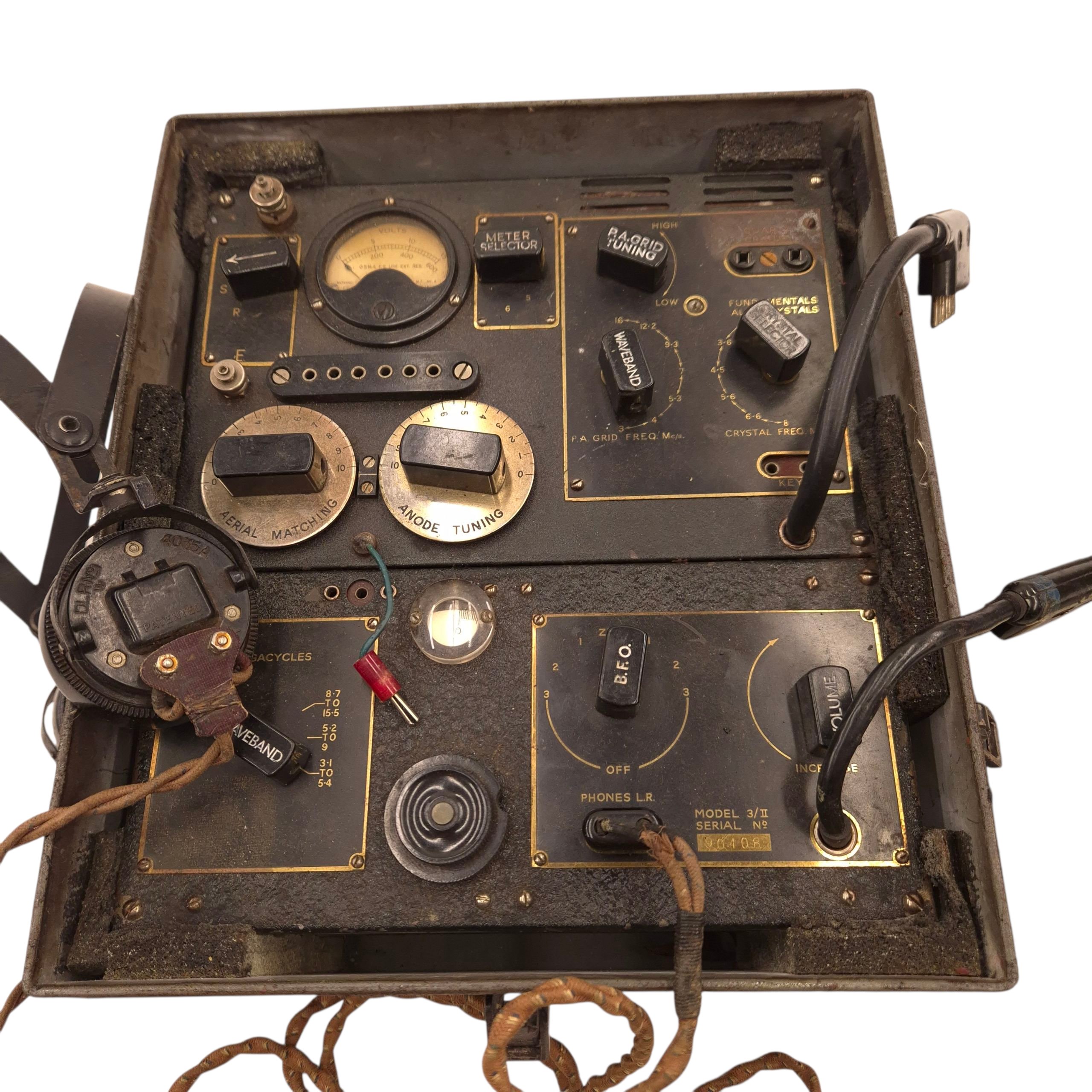 Type 3 MkII Clandestine Transceiver (B2) in Drop Containers — image 3