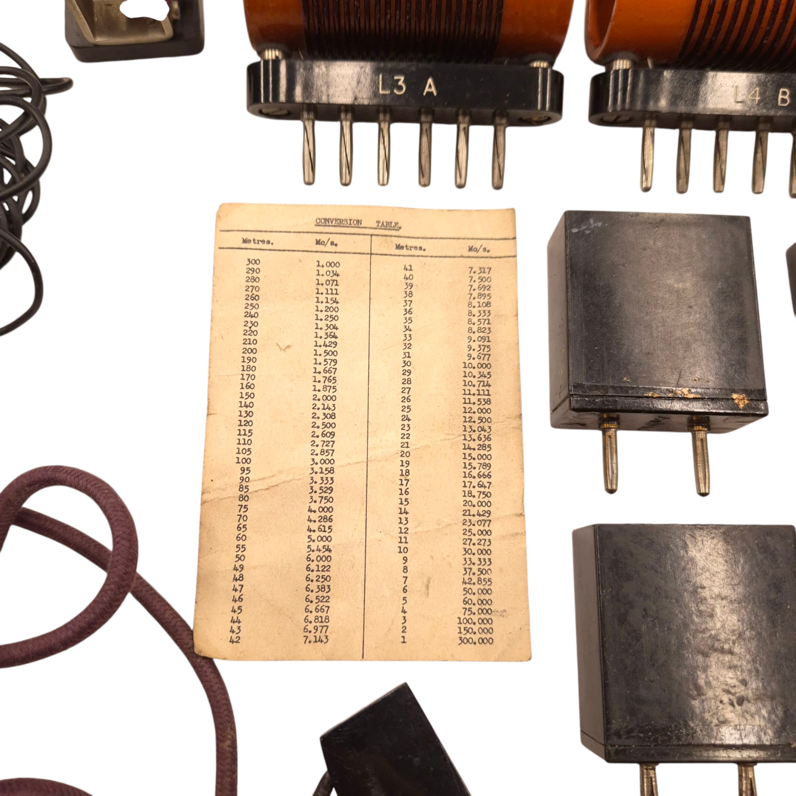 Type 3 MkII Clandestine Transceiver (B2) in Drop Containers — image 9